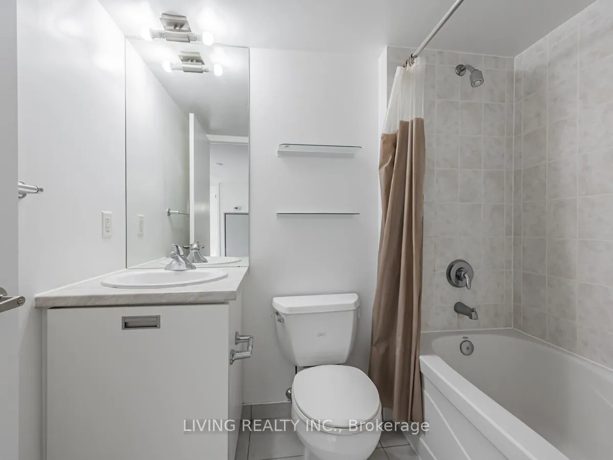 Photo 16 of Unit 1809, 38 Grenville Street, Toronto, Bay Street Corridor — HOMEH