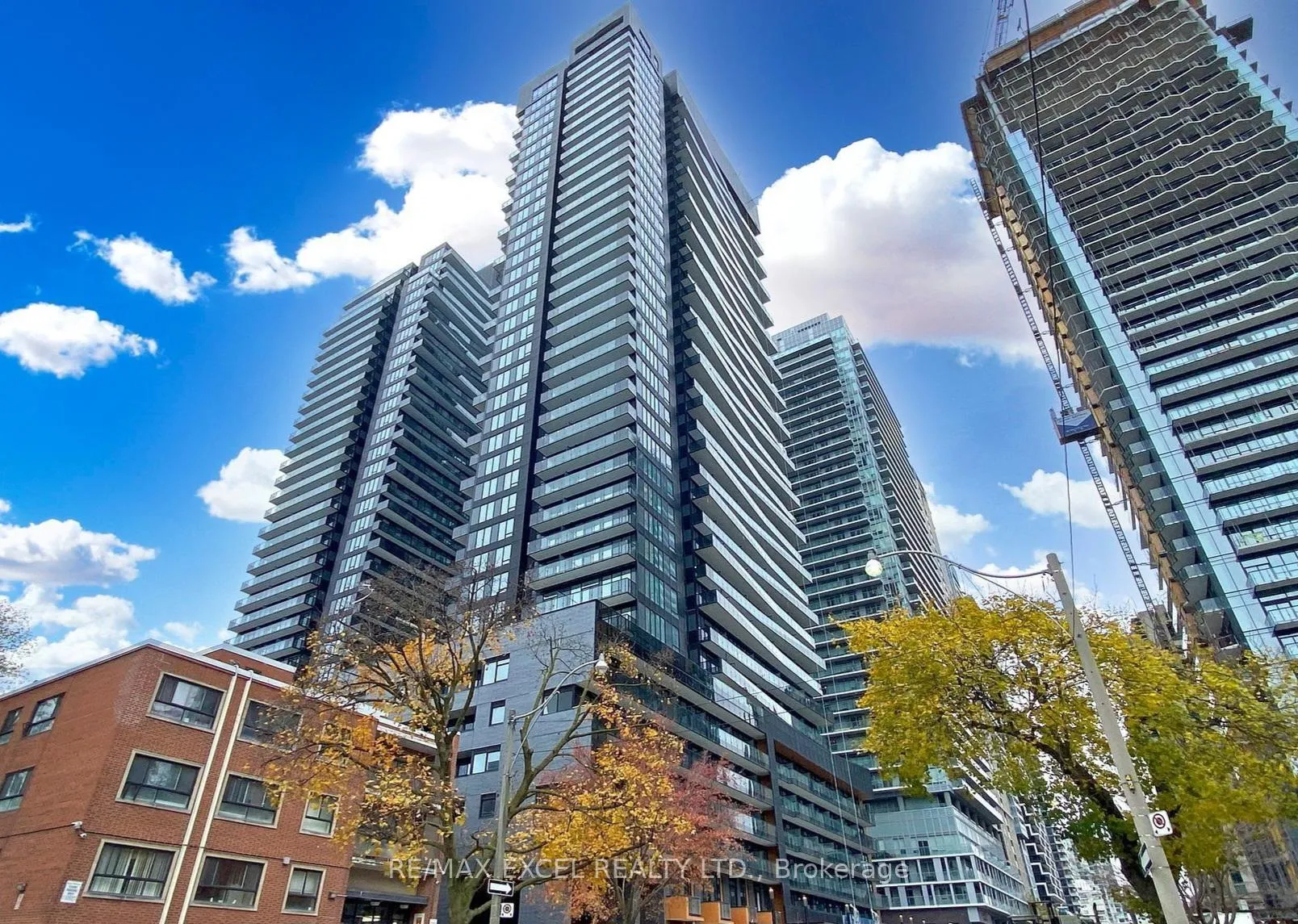Photo 17 of Unit 3512S, 127 Broadway Avenue, Toronto, Mount Pleasant West — HOMEH