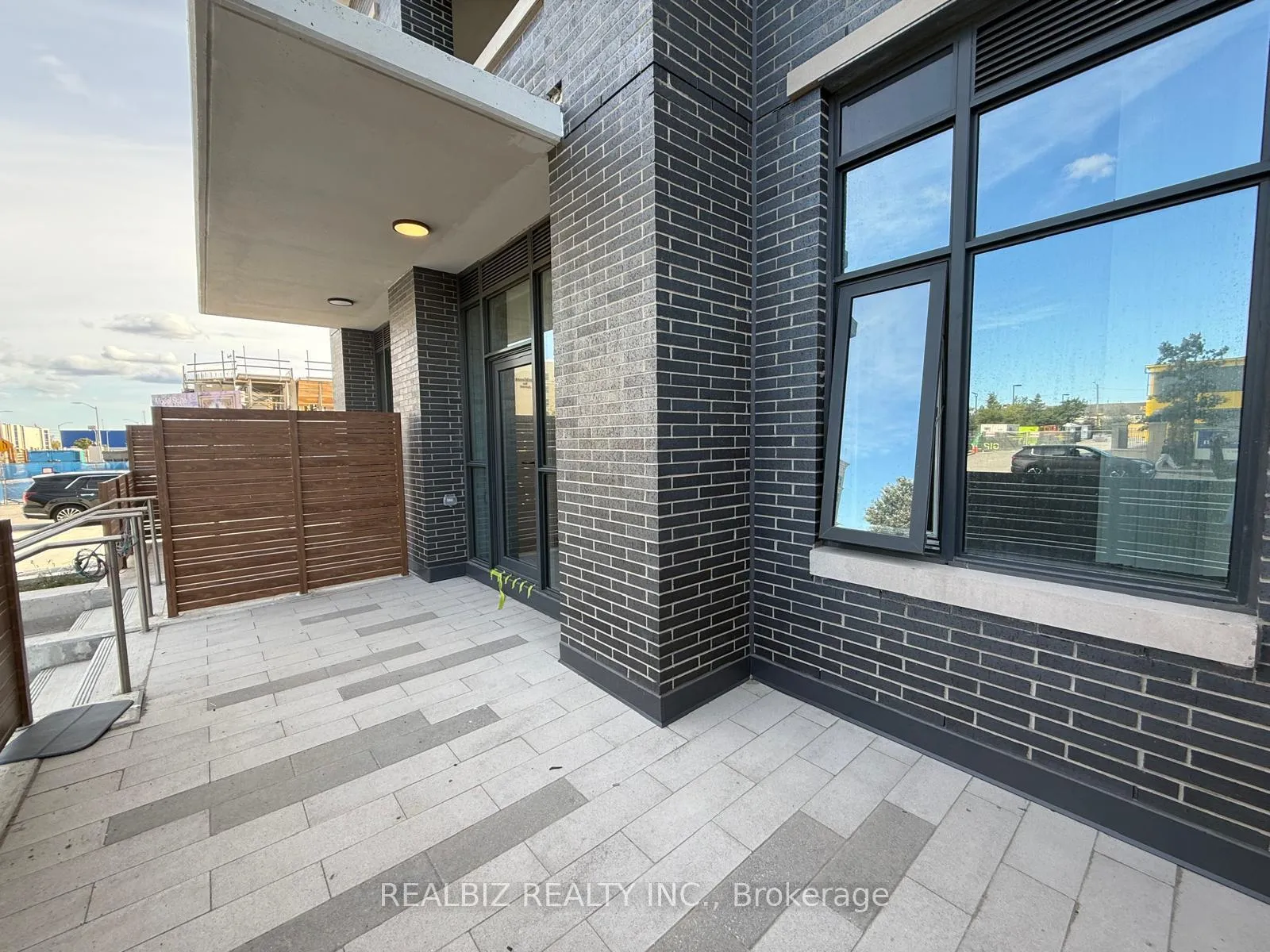 Photo 5 of Unit 105, 28 Interchange Way, Vaughan, Vaughan Corporate Centre — HOMEH