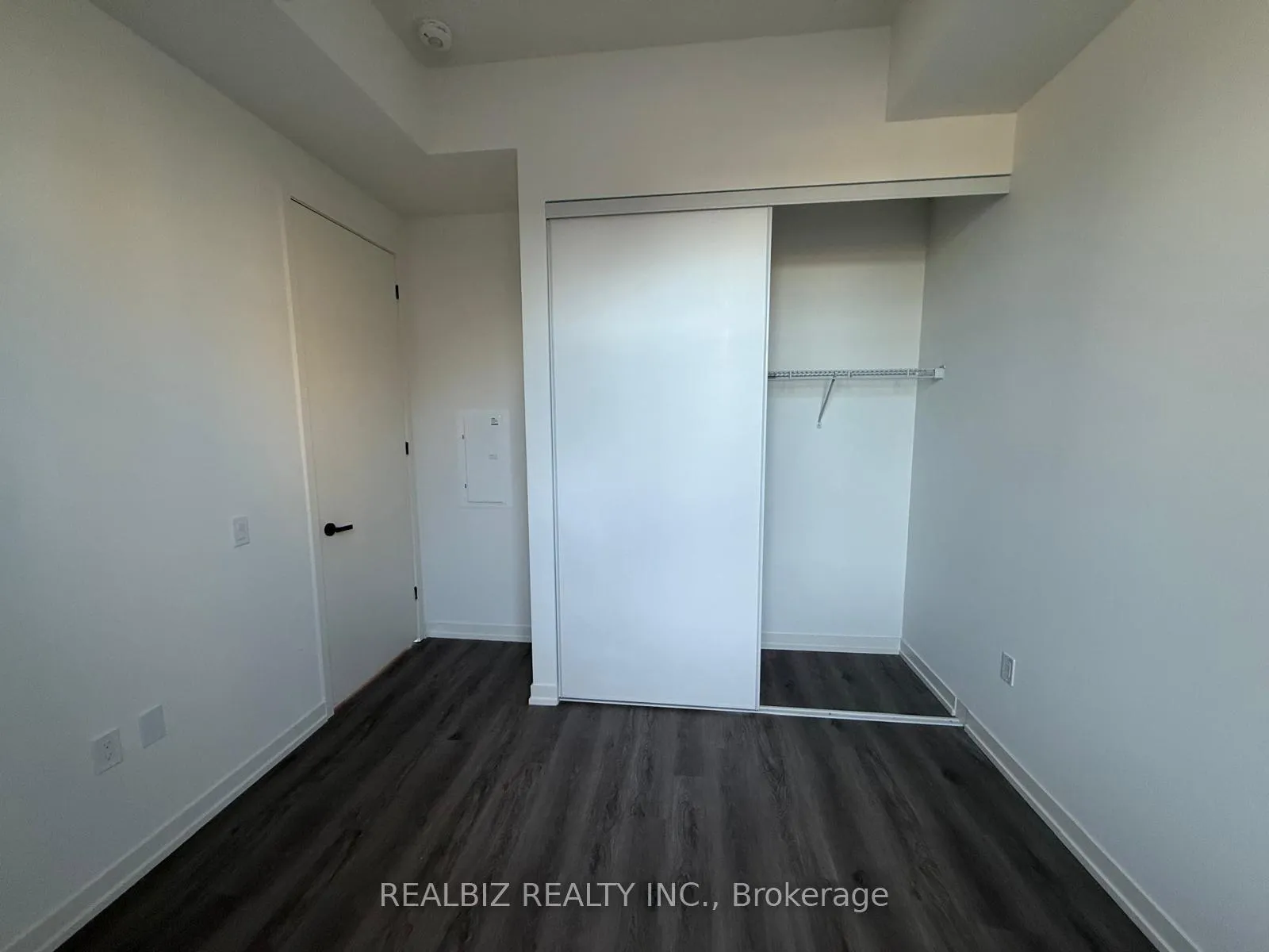 Photo 9 of Unit 105, 28 Interchange Way, Vaughan, Vaughan Corporate Centre — HOMEH