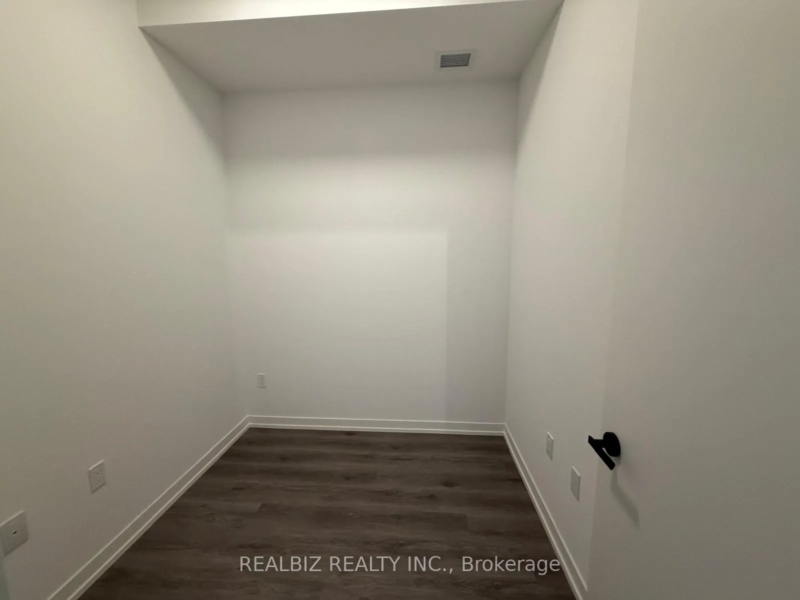 Photo 20 of Unit 105, 28 Interchange Way, Vaughan, Vaughan Corporate Centre — HOMEH