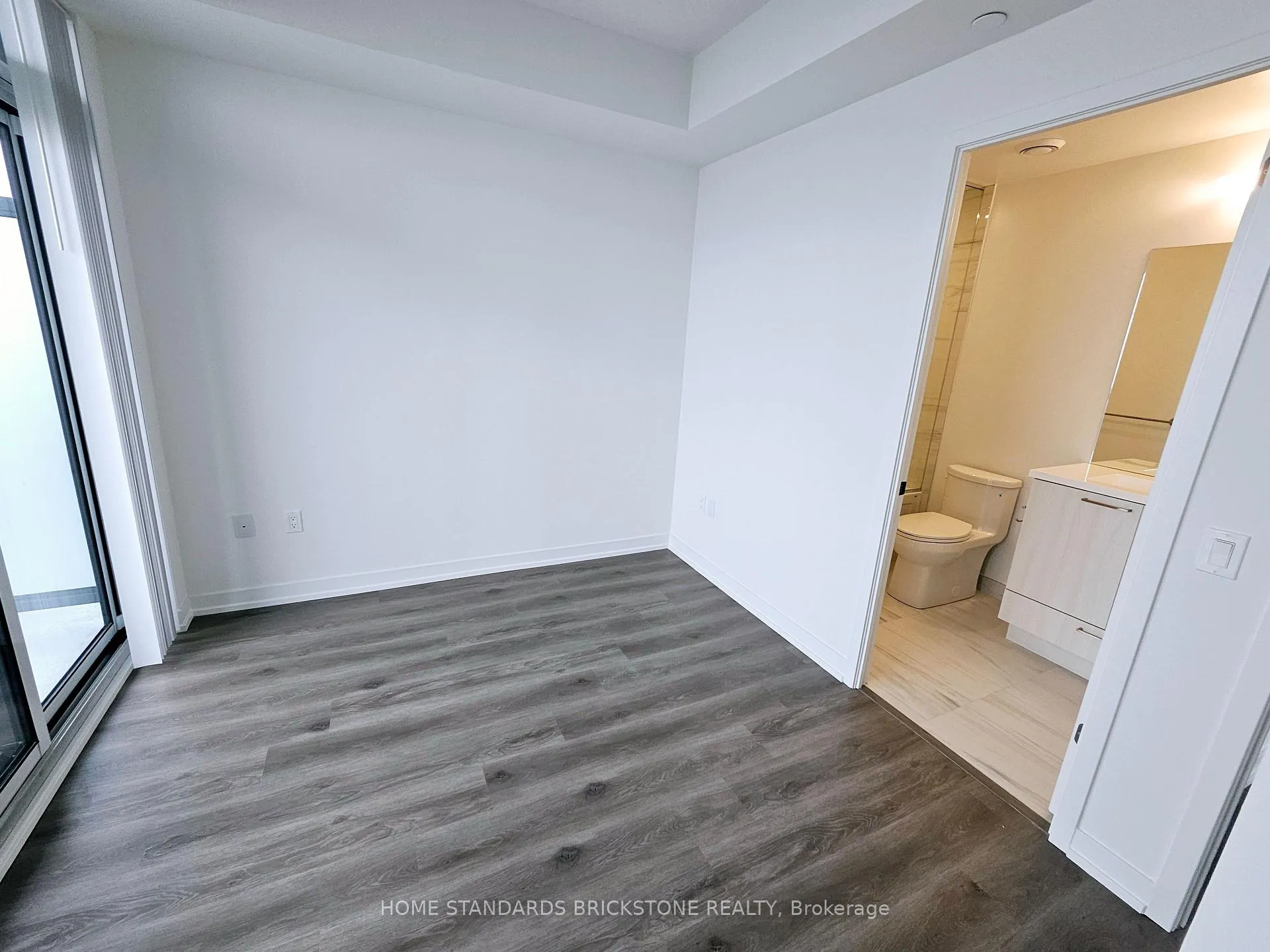 Photo 4 of Unit 3909, 225 Commerce Street, Vaughan, Vaughan Corporate Centre — HOMEH