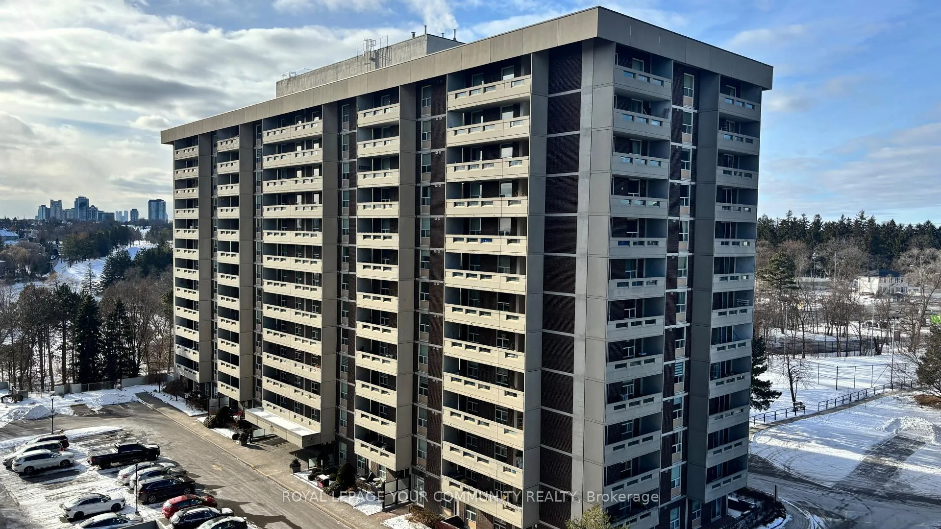 Photo 1 of Unit 608, 60 Inverlochy Boulevard, Markham, Royal Orchard — HOMEH