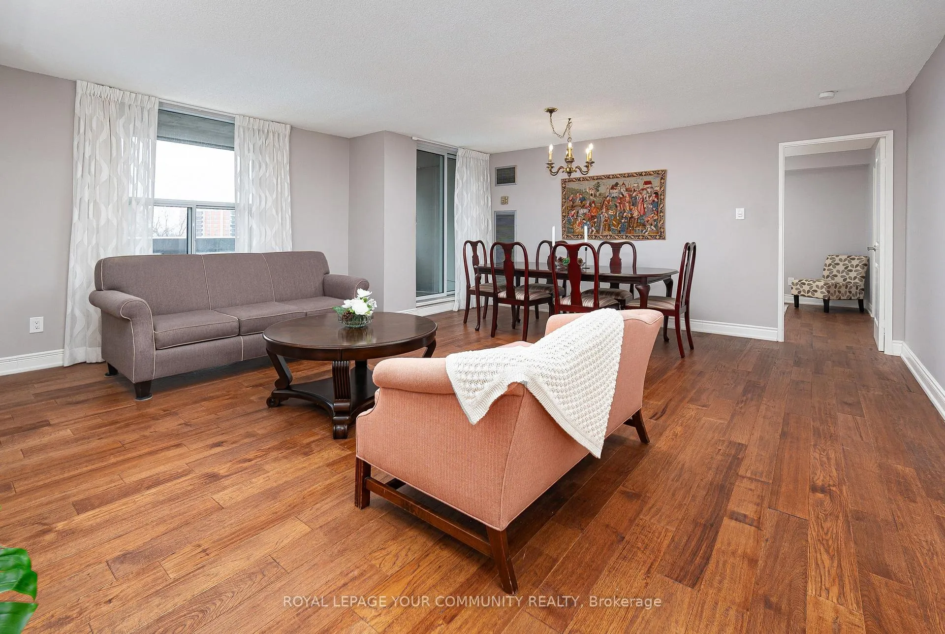 Photo 2 of Unit 608, 60 Inverlochy Boulevard, Markham, Royal Orchard — HOMEH