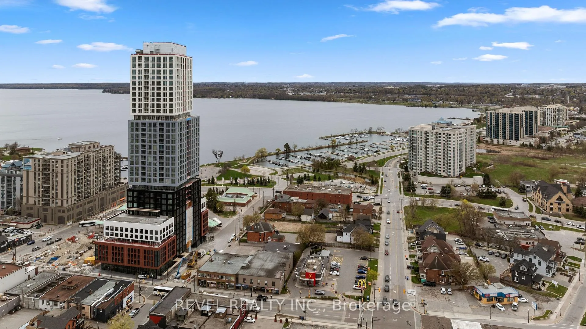 Photo 1 of Unit 2805, 39 Mary Street, Barrie, City Centre — HOMEH