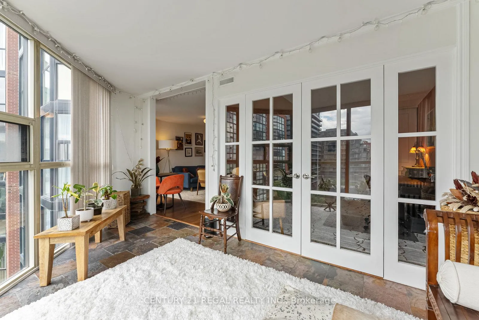 Photo 17 of Unit 710, 701 King Street W, Toronto, Niagara — HOMEH