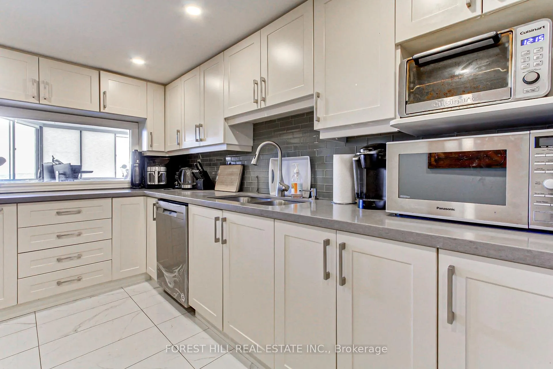 Photo 10 of Unit 1909, 2330 Bridletowne Circle, Scarborough, L'Amoreaux — HOMEH