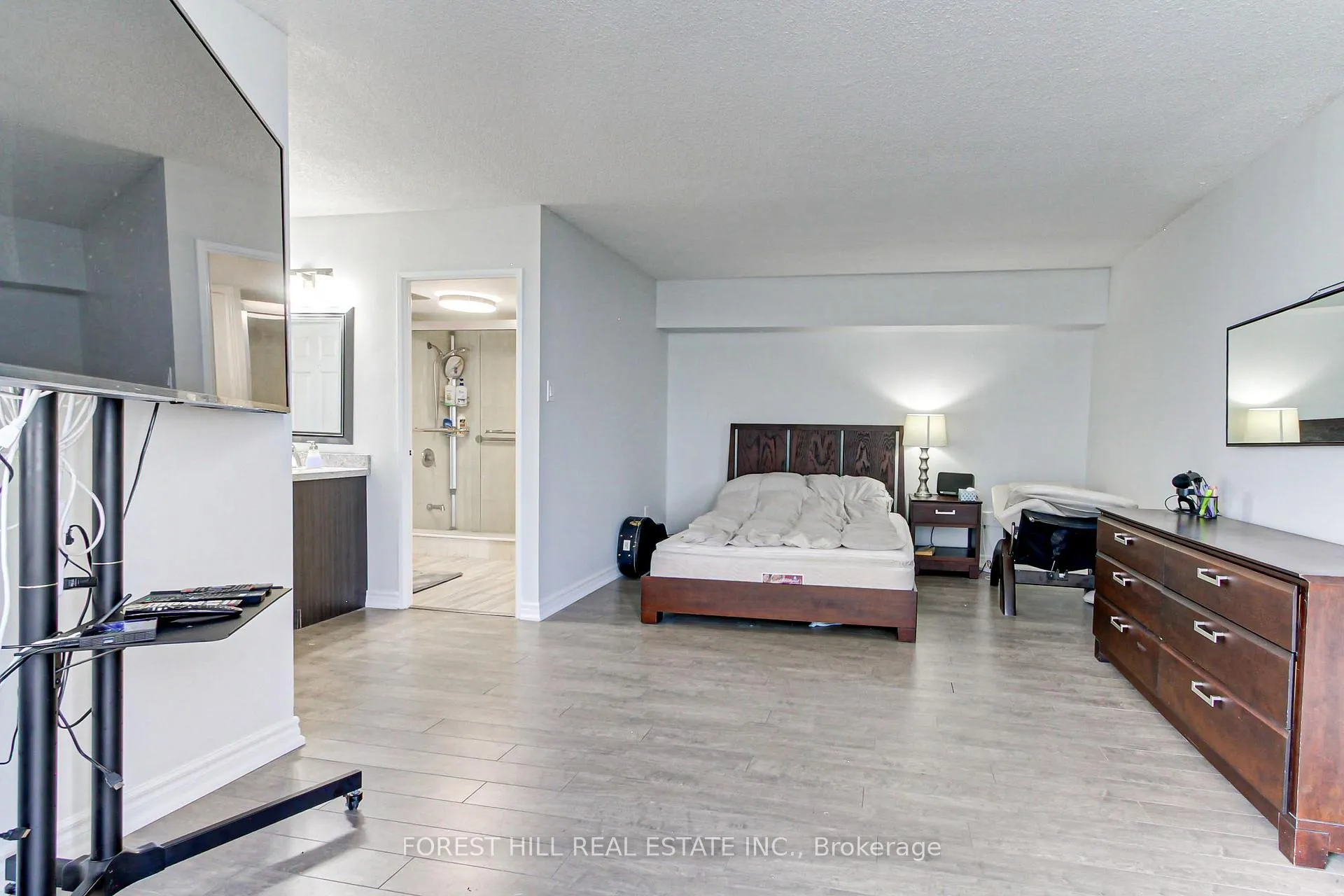 Photo 17 of Unit 1909, 2330 Bridletowne Circle, Scarborough, L'Amoreaux — HOMEH