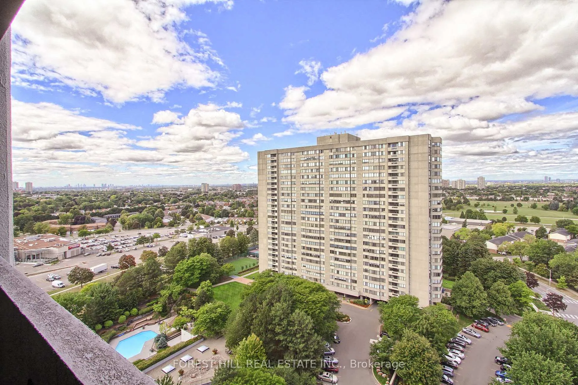 Photo 34 of Unit 1909, 2330 Bridletowne Circle, Scarborough, L'Amoreaux — HOMEH