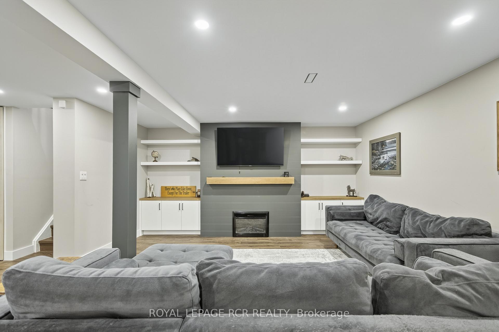 Photo 13 of 55 West Street W, Georgina, Sutton & Jackson's Point — HOMEH