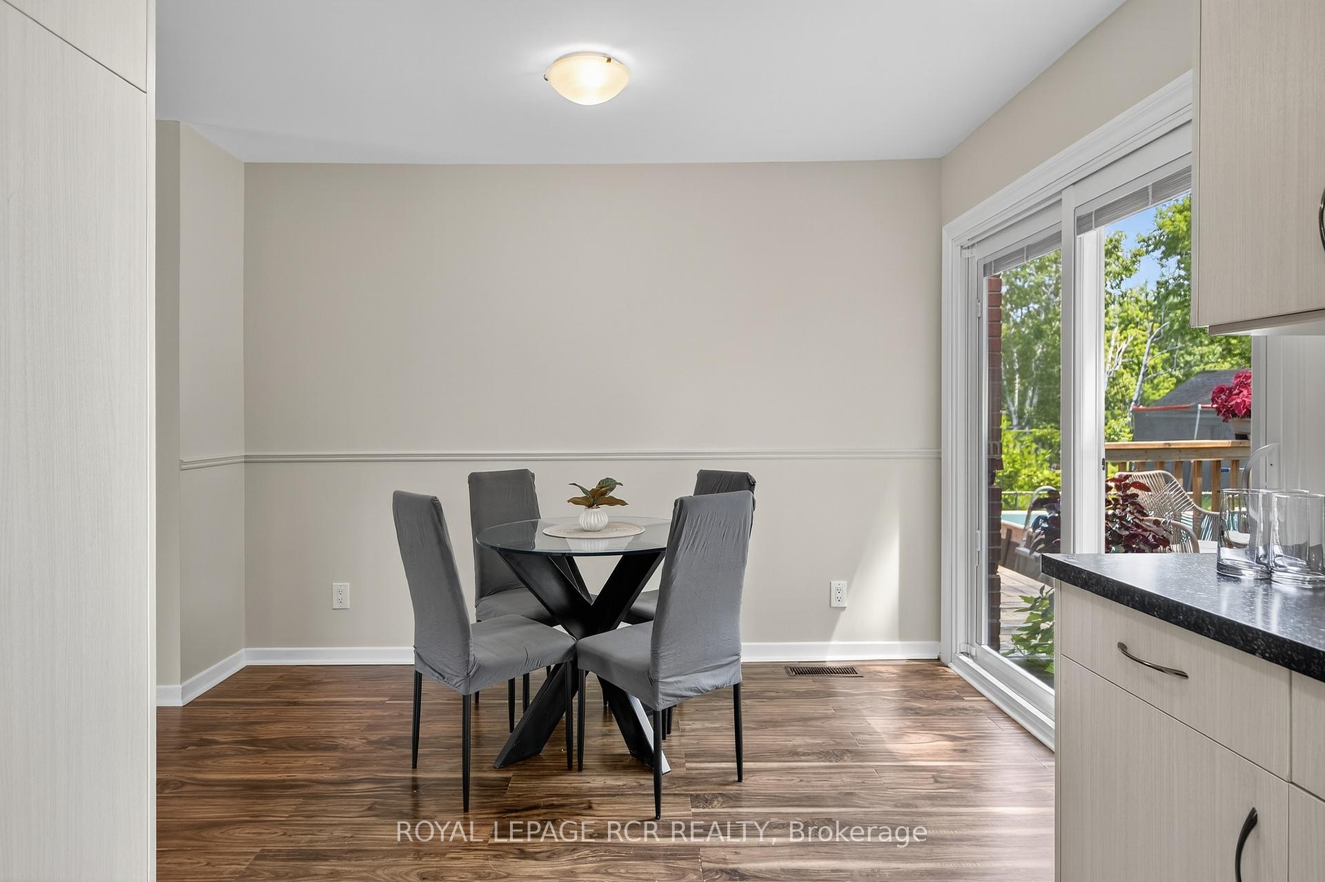 Photo 17 of 55 West Street W, Georgina, Sutton & Jackson's Point — HOMEH
