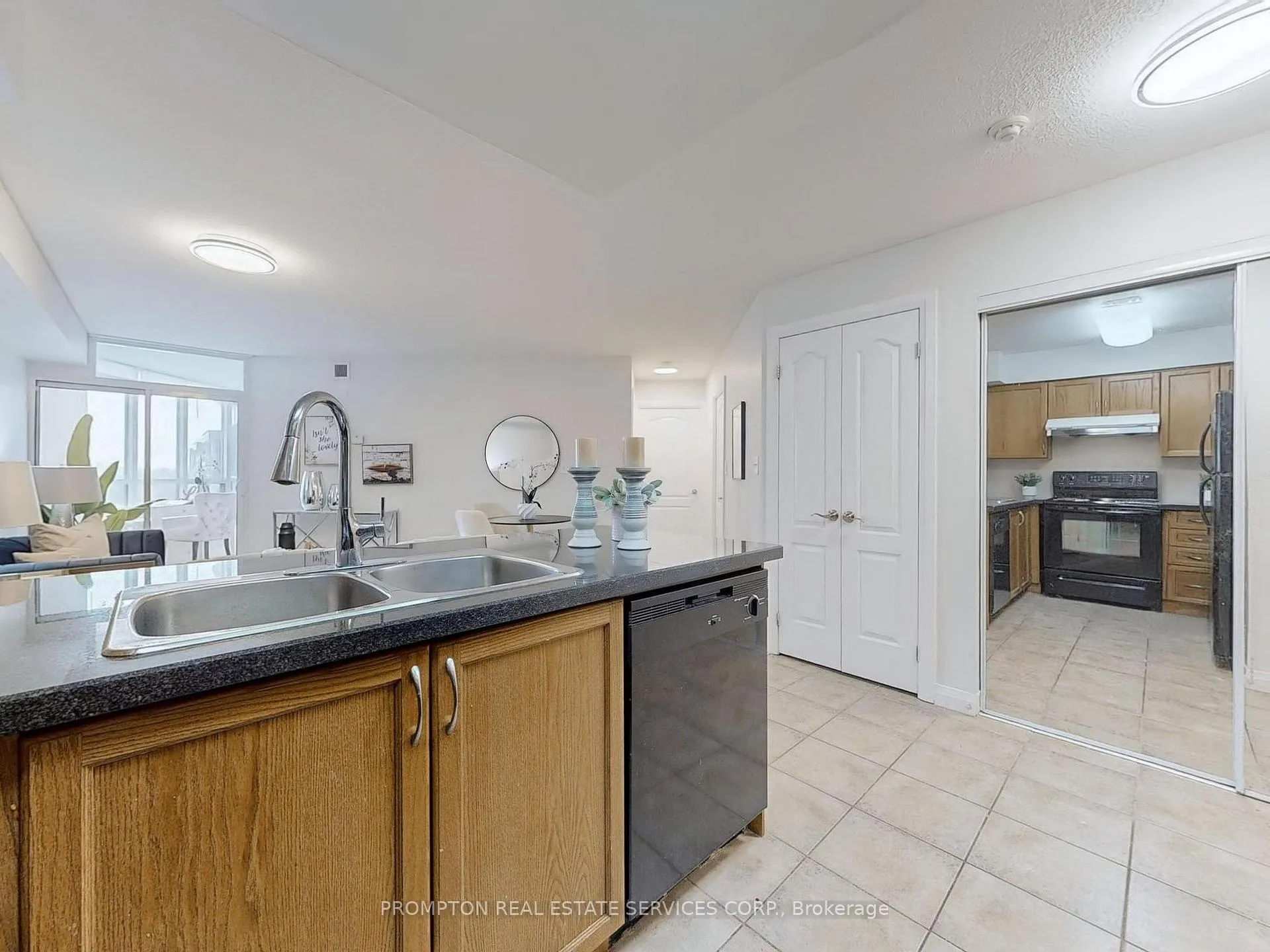 Photo 14 of Unit 719, 7363 Kennedy Road, Markham, Milliken Mills East — HOMEH
