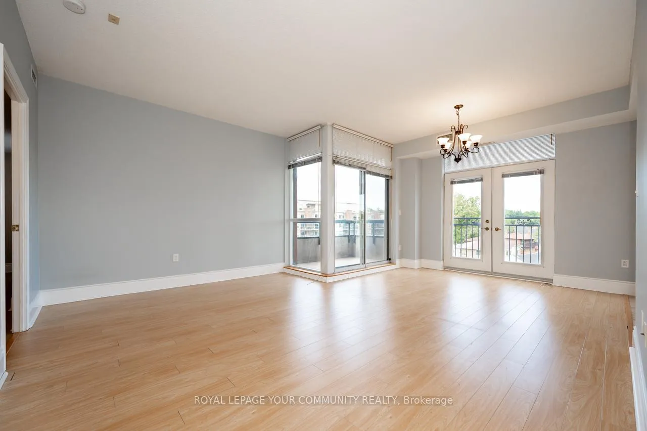 Photo 2 of Unit 411, 53 Woodbridge Avenue, Vaughan, West Woodbridge — HOMEH