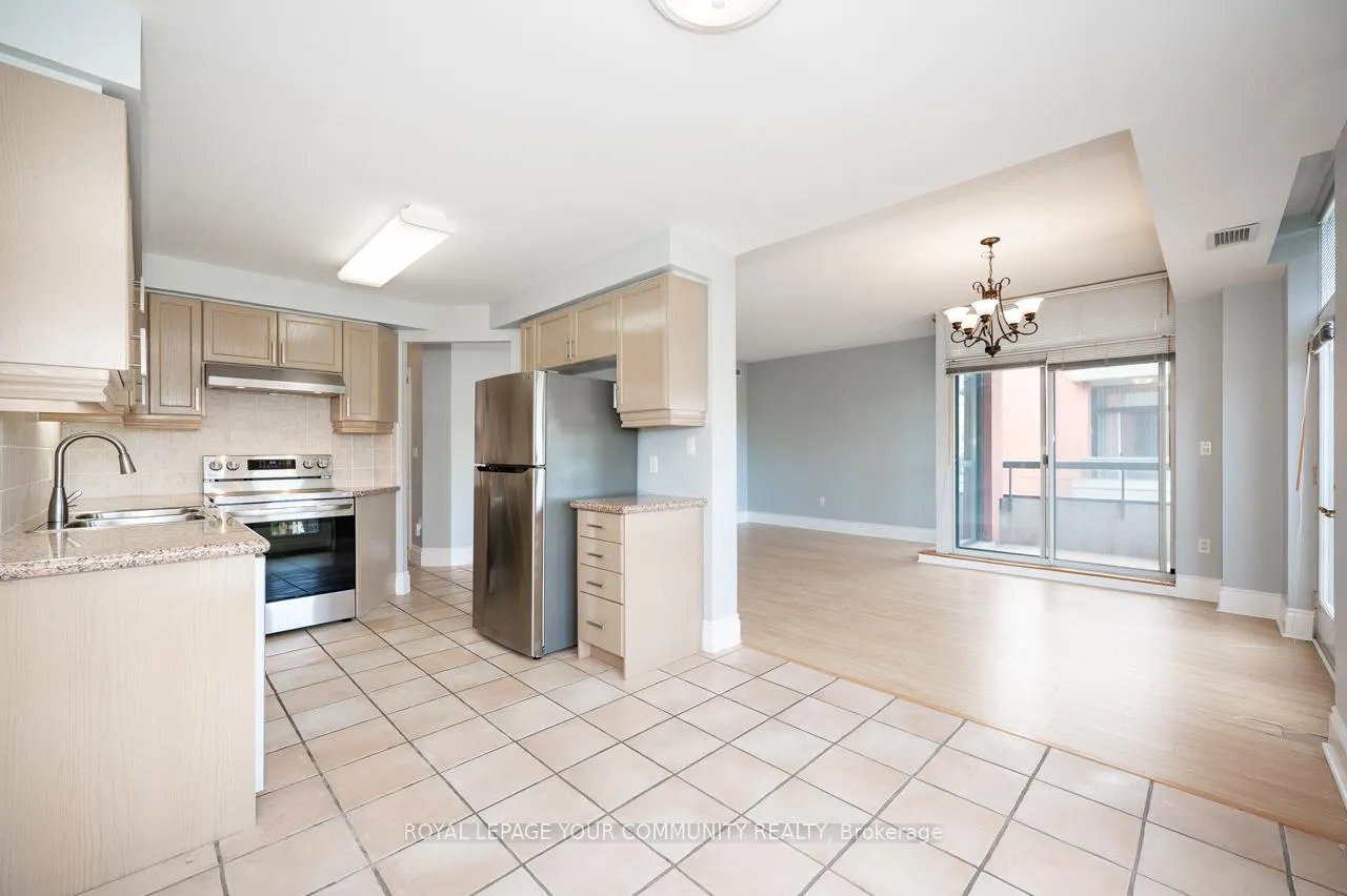 Photo 9 of Unit 411, 53 Woodbridge Avenue, Vaughan, West Woodbridge — HOMEH