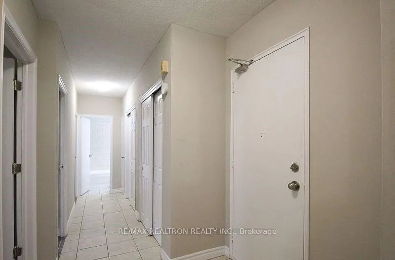 Photo 9 of Unit 414B, 468 Ottawa Street, Hamilton, Crown Point — HOMEH