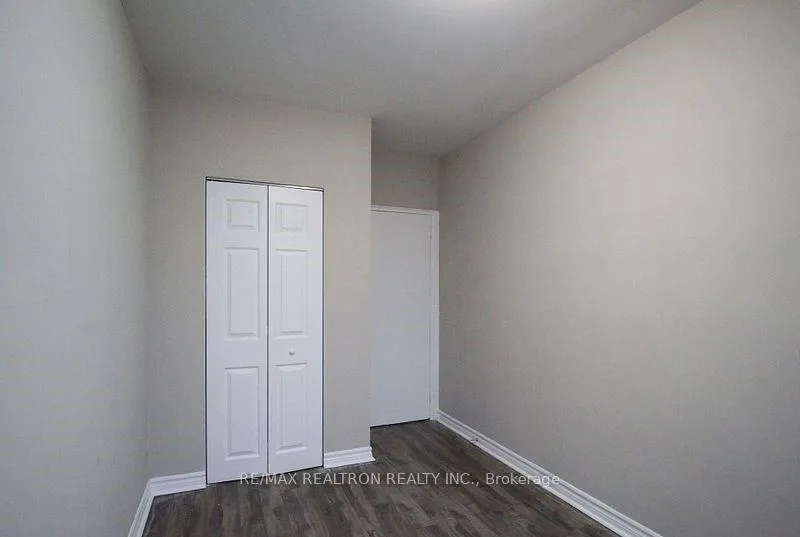 Photo 10 of Unit 414B, 468 Ottawa Street, Hamilton, Crown Point — HOMEH