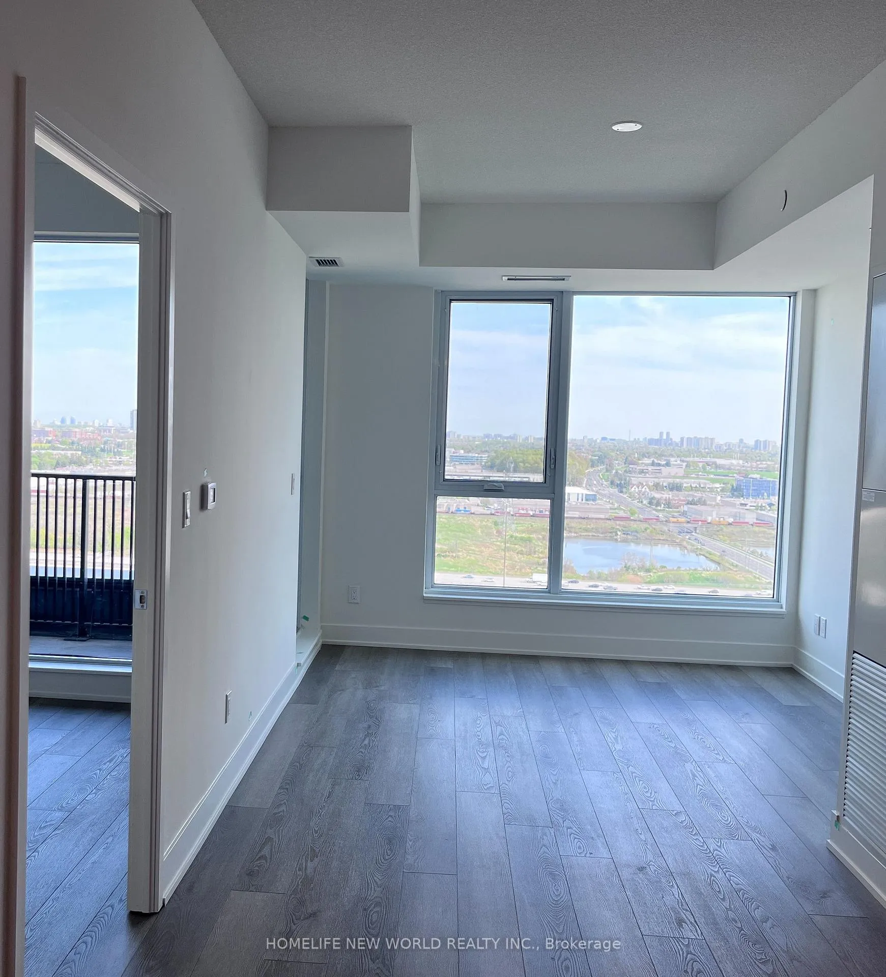 Photo 2 of Unit 2408, 38 Andre De Grasse Street, Markham, Unionville — HOMEH