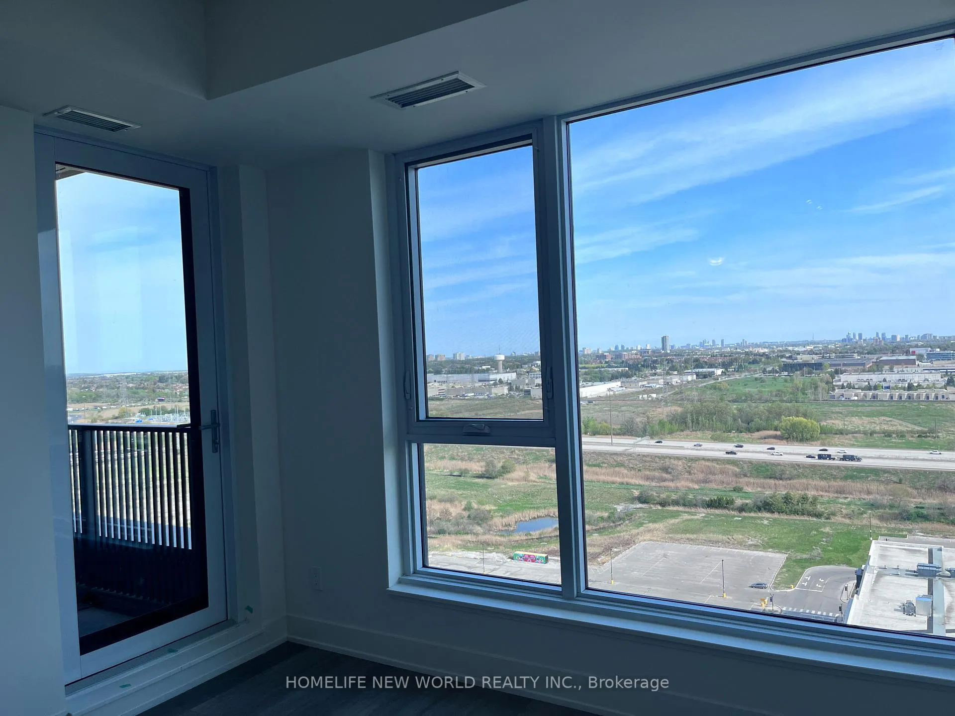 Photo 12 of Unit 2408, 38 Andre De Grasse Street, Markham, Unionville — HOMEH