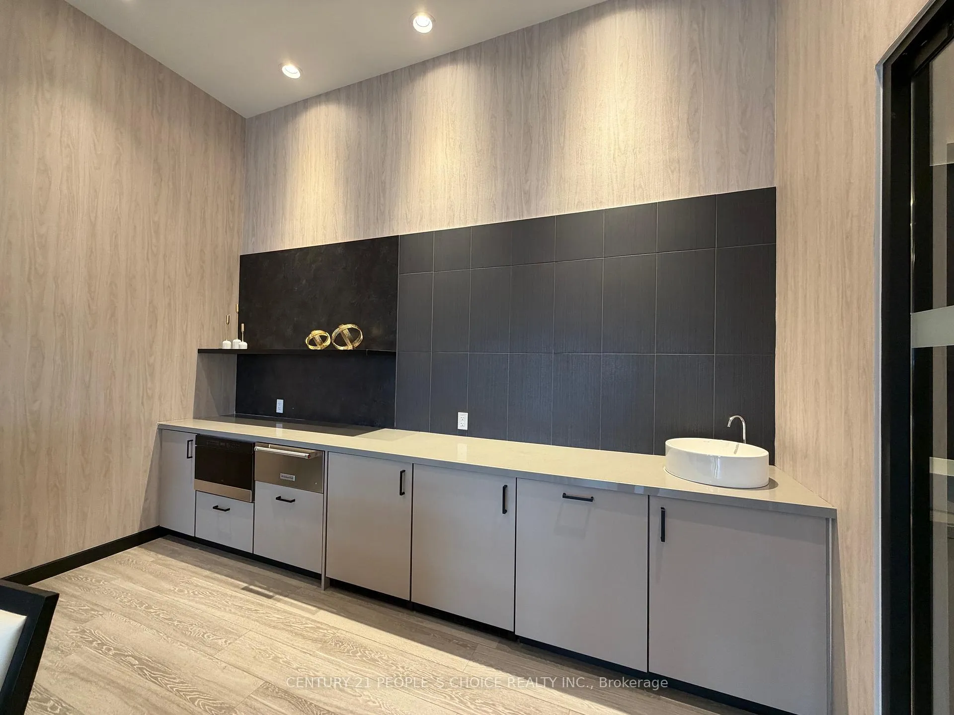 Photo 12 of Unit 1608, 8020 Derry Road W, Milton, Coates — HOMEH