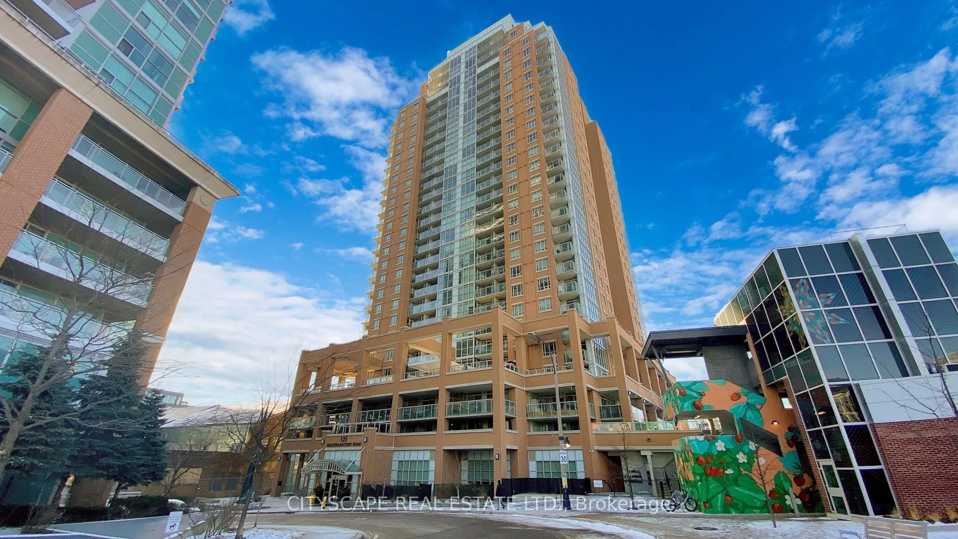 Front of Unit 2207, 125 Western Battery Road