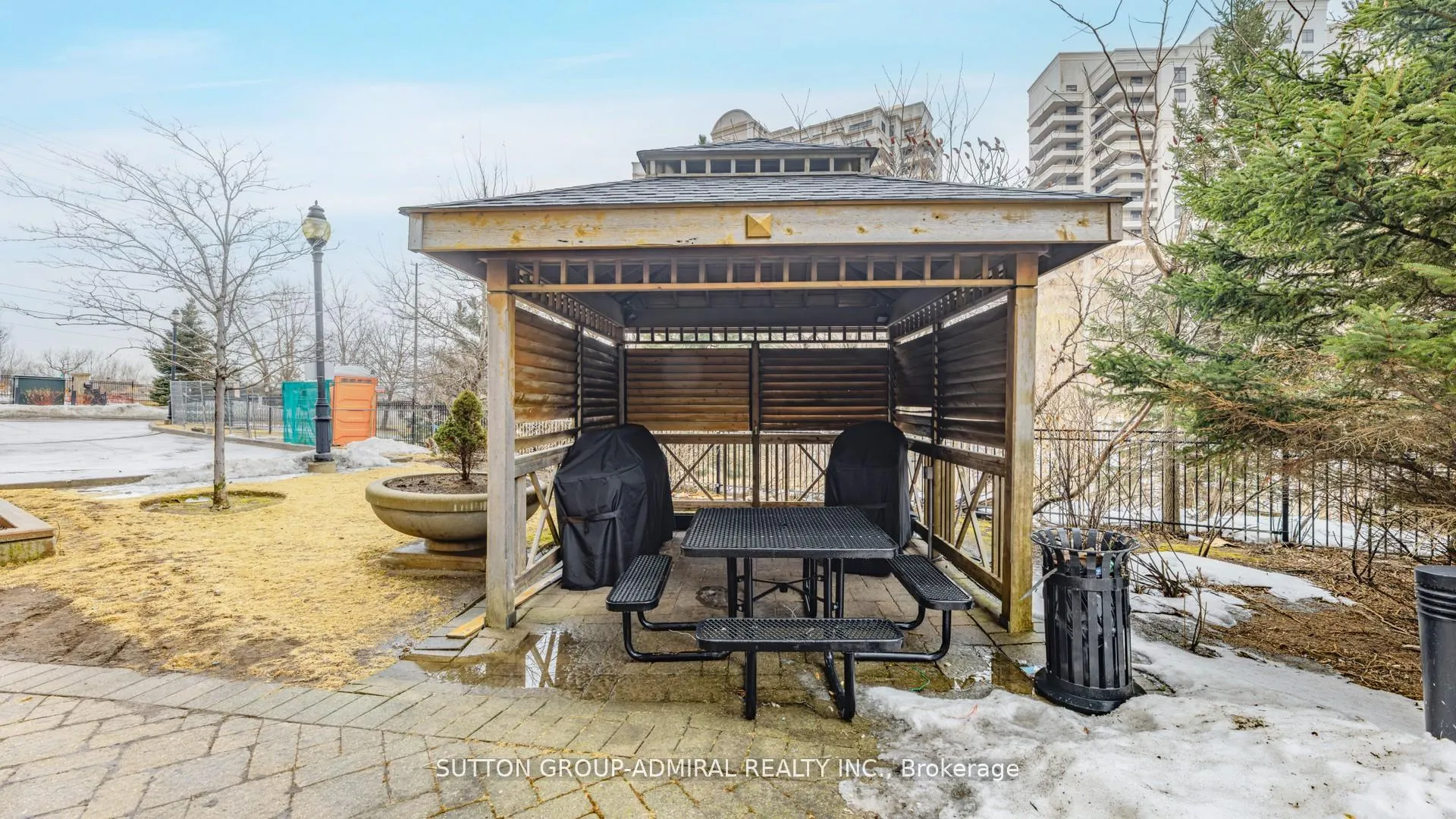 Photo 30 of Unit 607, 9225 Jane Street, Vaughan, Maple — HOMEH