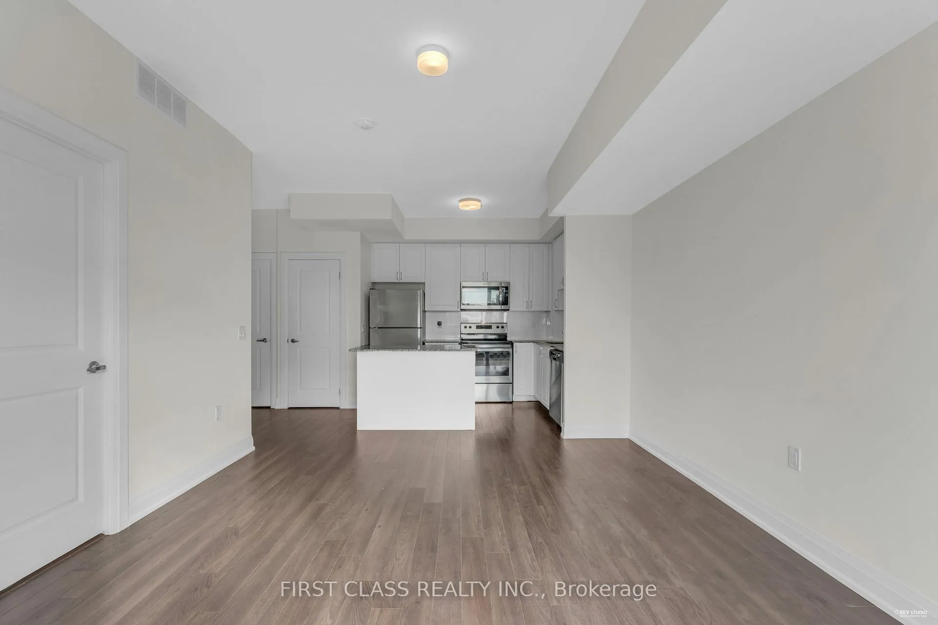 Photo 8 of Unit F1003, 32 Coles Avenue, Vaughan, Vaughan Grove — HOMEH