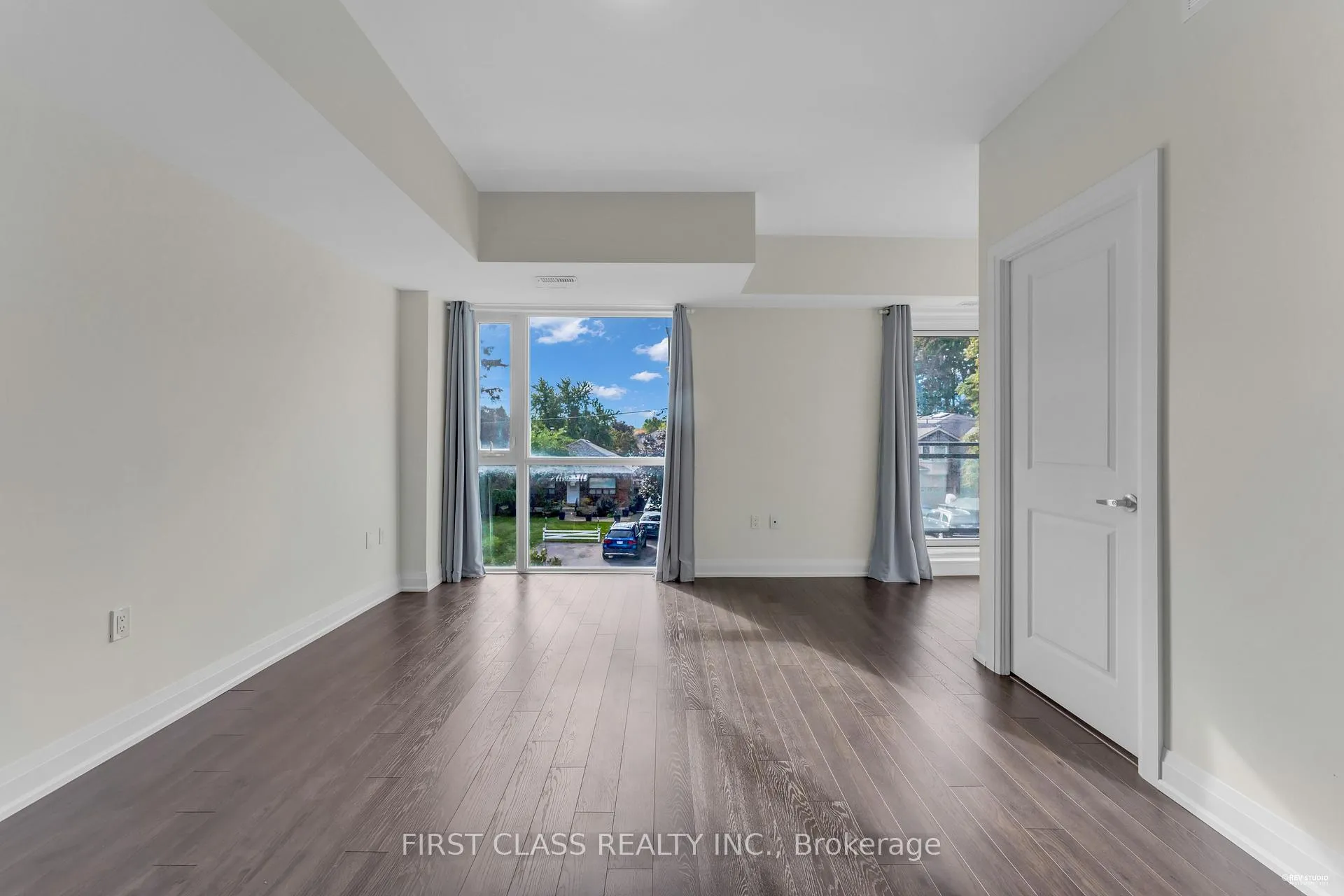 Photo 12 of Unit F1003, 32 Coles Avenue, Vaughan, Vaughan Grove — HOMEH