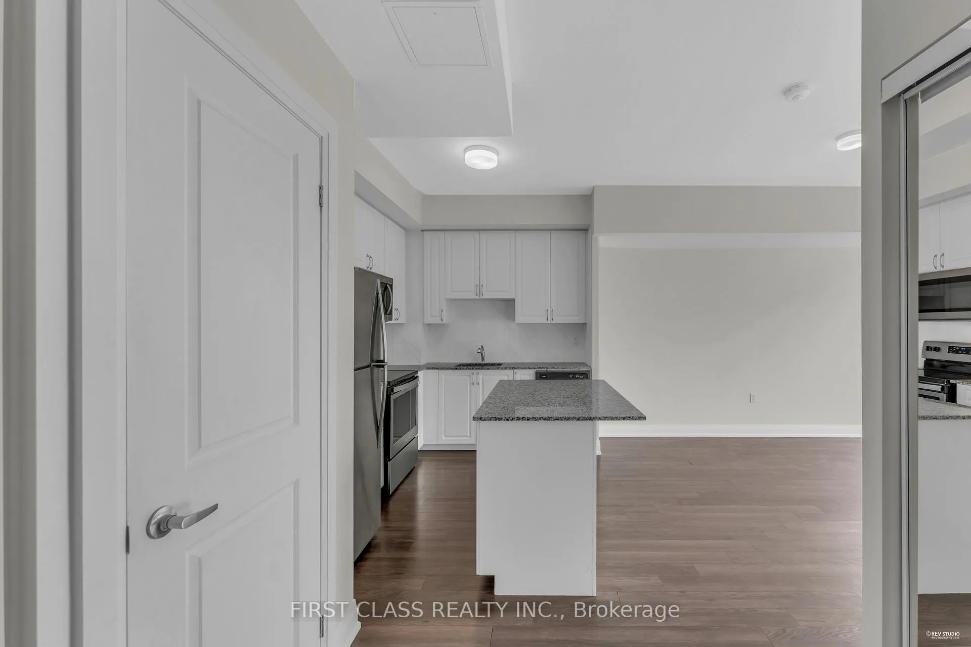 Photo 18 of Unit F1003, 32 Coles Avenue, Vaughan, Vaughan Grove — HOMEH