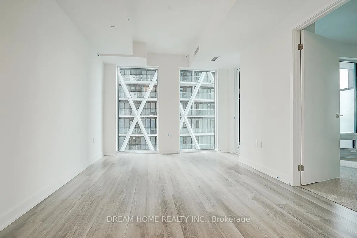 Photo 6 of Unit 2205, 238 Simcoe Street, Toronto, Kensington-Chinatown — HOMEH