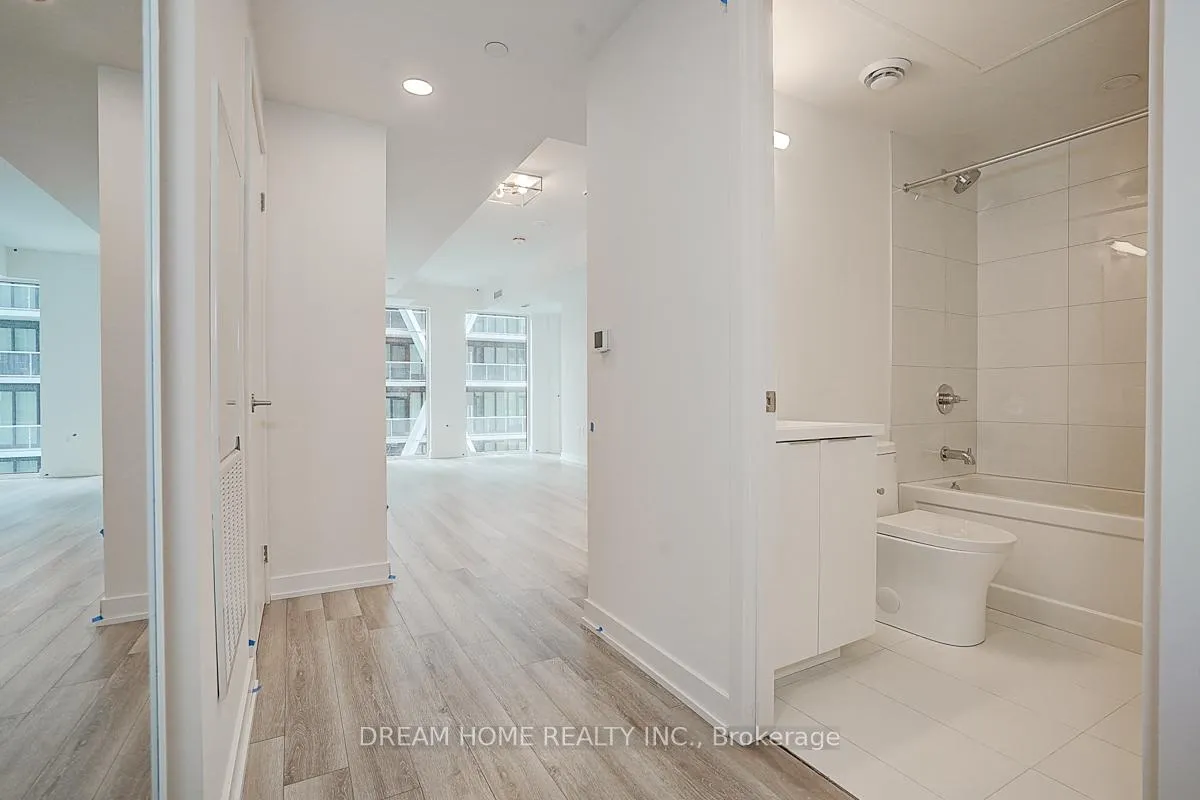 Photo 18 of Unit 2205, 238 Simcoe Street, Toronto, Kensington-Chinatown — HOMEH