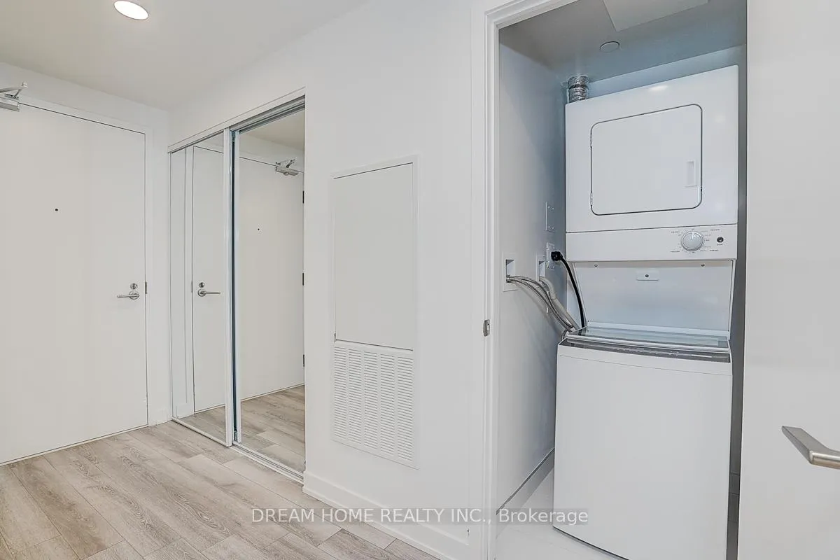 Photo 33 of Unit 2205, 238 Simcoe Street, Toronto, Kensington-Chinatown — HOMEH