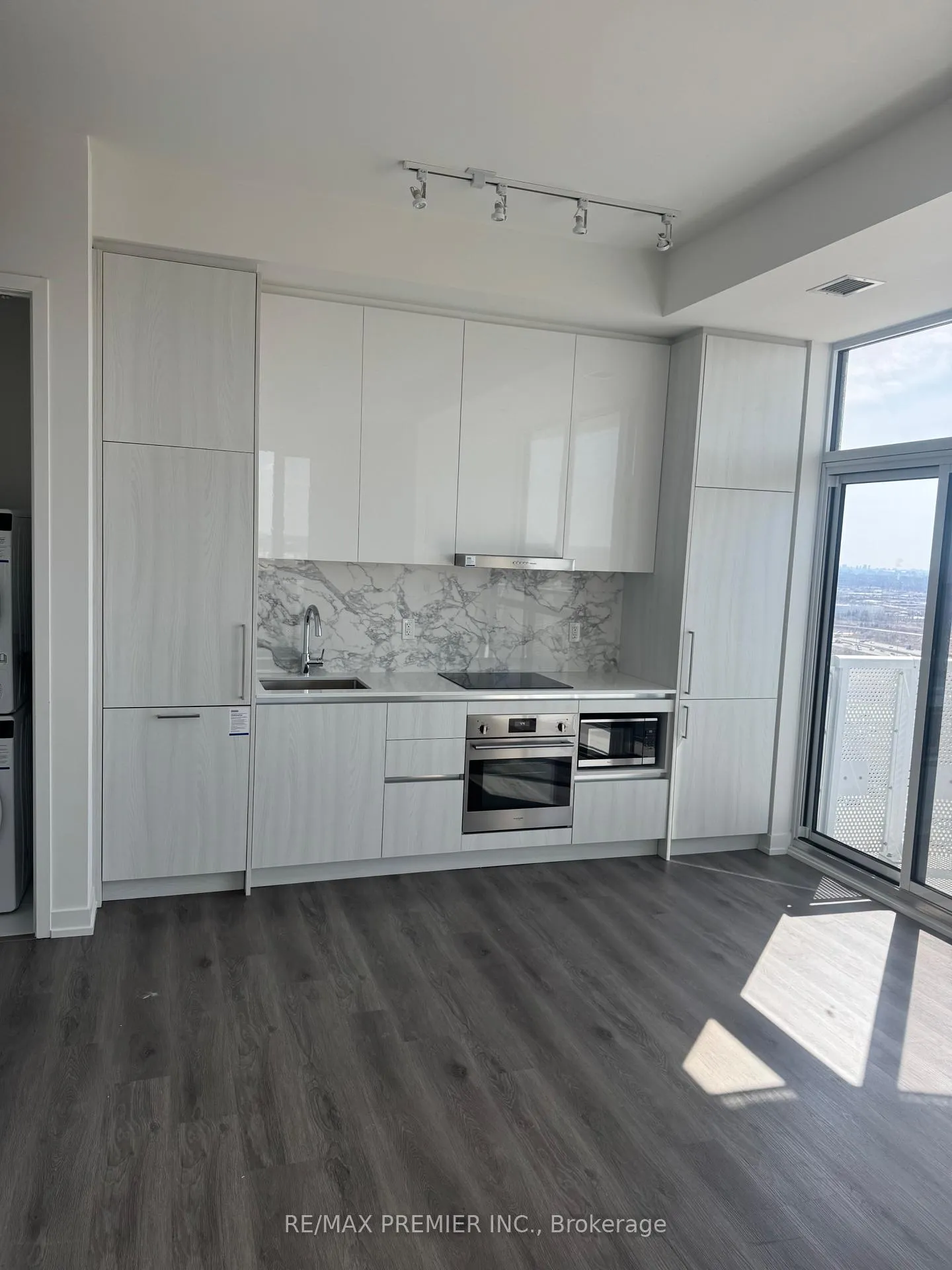 Photo 14 of Unit 2709, 225 Commerce Street, Vaughan, Vaughan Corporate Centre — HOMEH