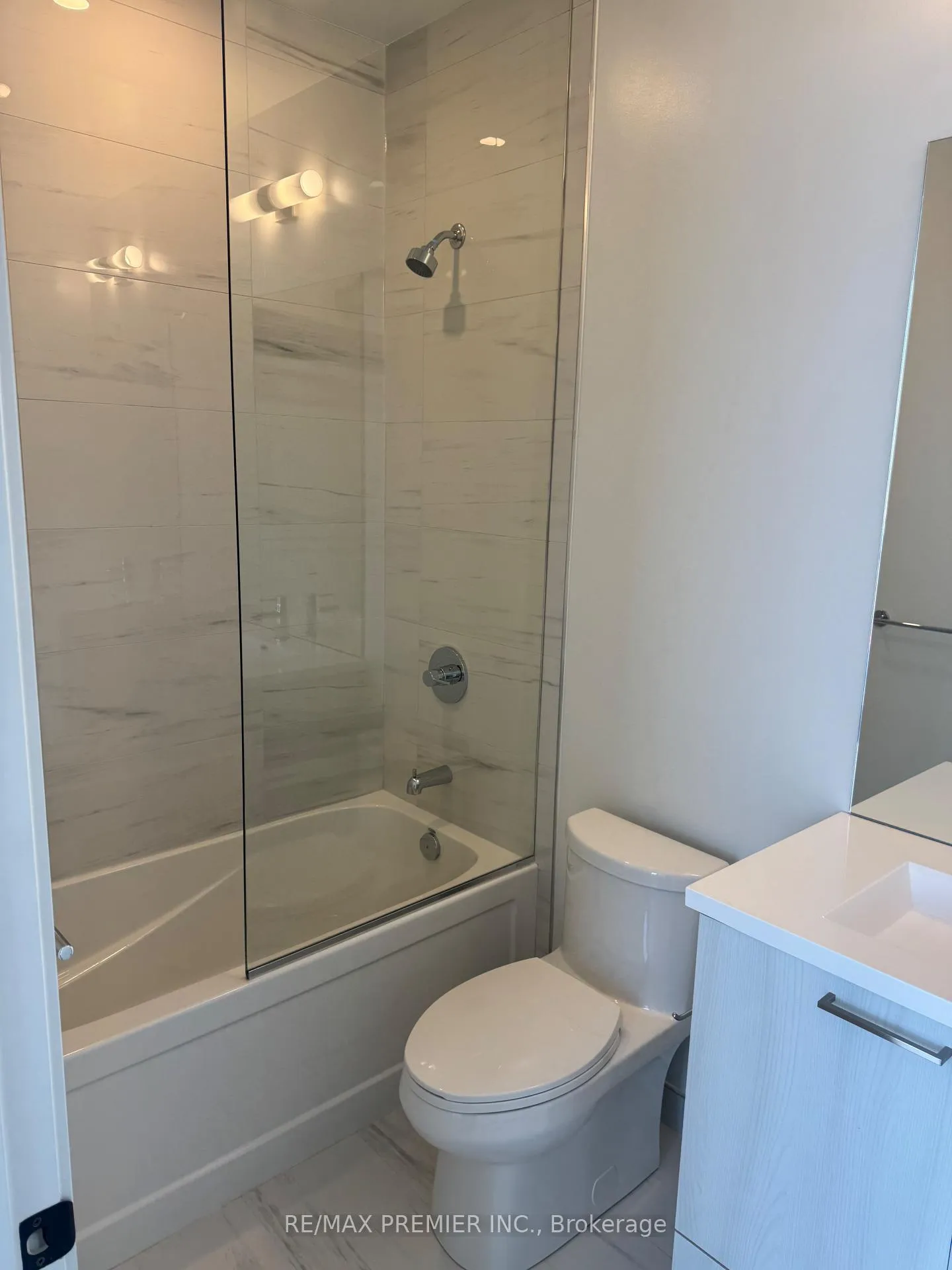 Photo 20 of Unit 2709, 225 Commerce Street, Vaughan, Vaughan Corporate Centre — HOMEH