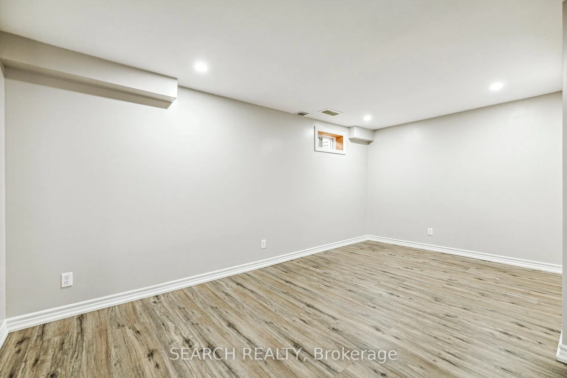 Photo 20 of Unit 26, 610 Barton Street, Hamilton, Stoney Creek — HOMEH