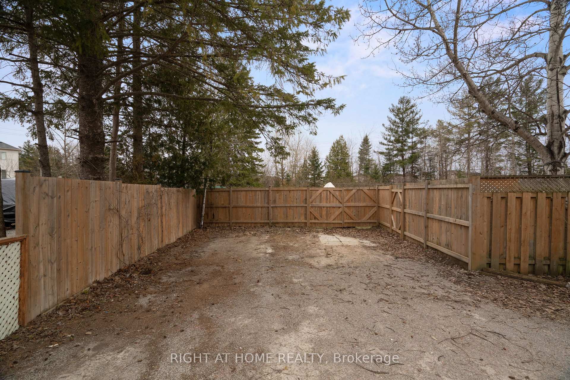 Photo 18 of 252 Cindy Lane, Essa, Angus — HOMEH
