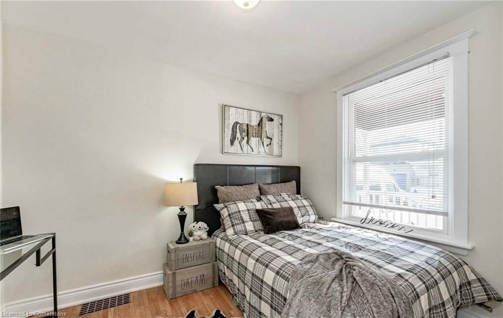 Photo 5 of 27 Cluny Avenue, Hamilton, Crown Point — HOMEH