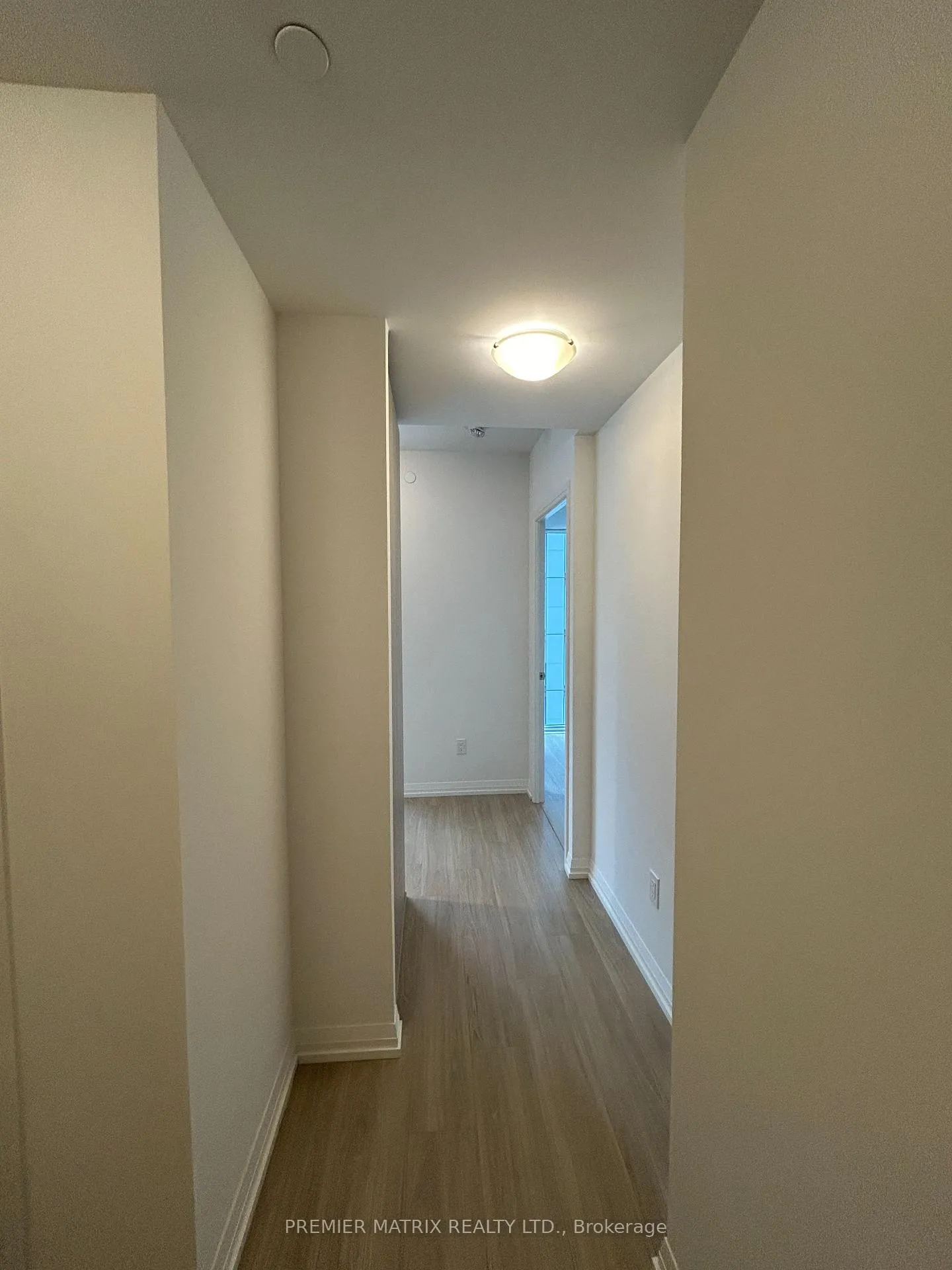 Front of Unit 4003, 8 Widmer Street