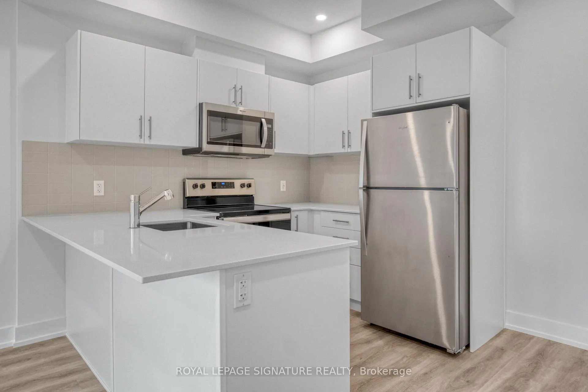 Photo 13 of Unit 108, 1000 Lackner Place, Kitchener — HOMEH