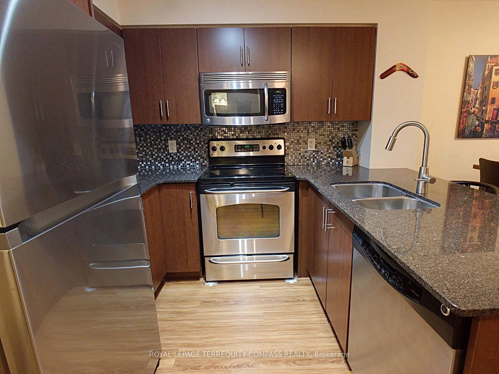 Front of Unit 2109, 2181 Yonge Street