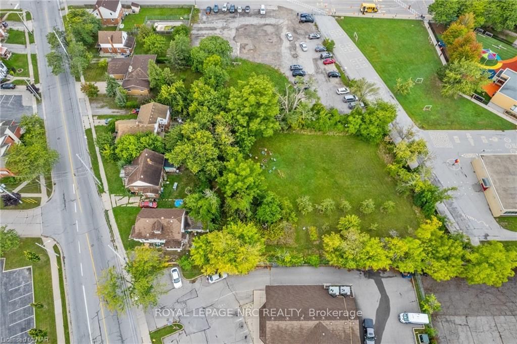 Photo 3 of 397-403 CARLTON St, St. Catharines, Carlton/Bunting — HOMEH