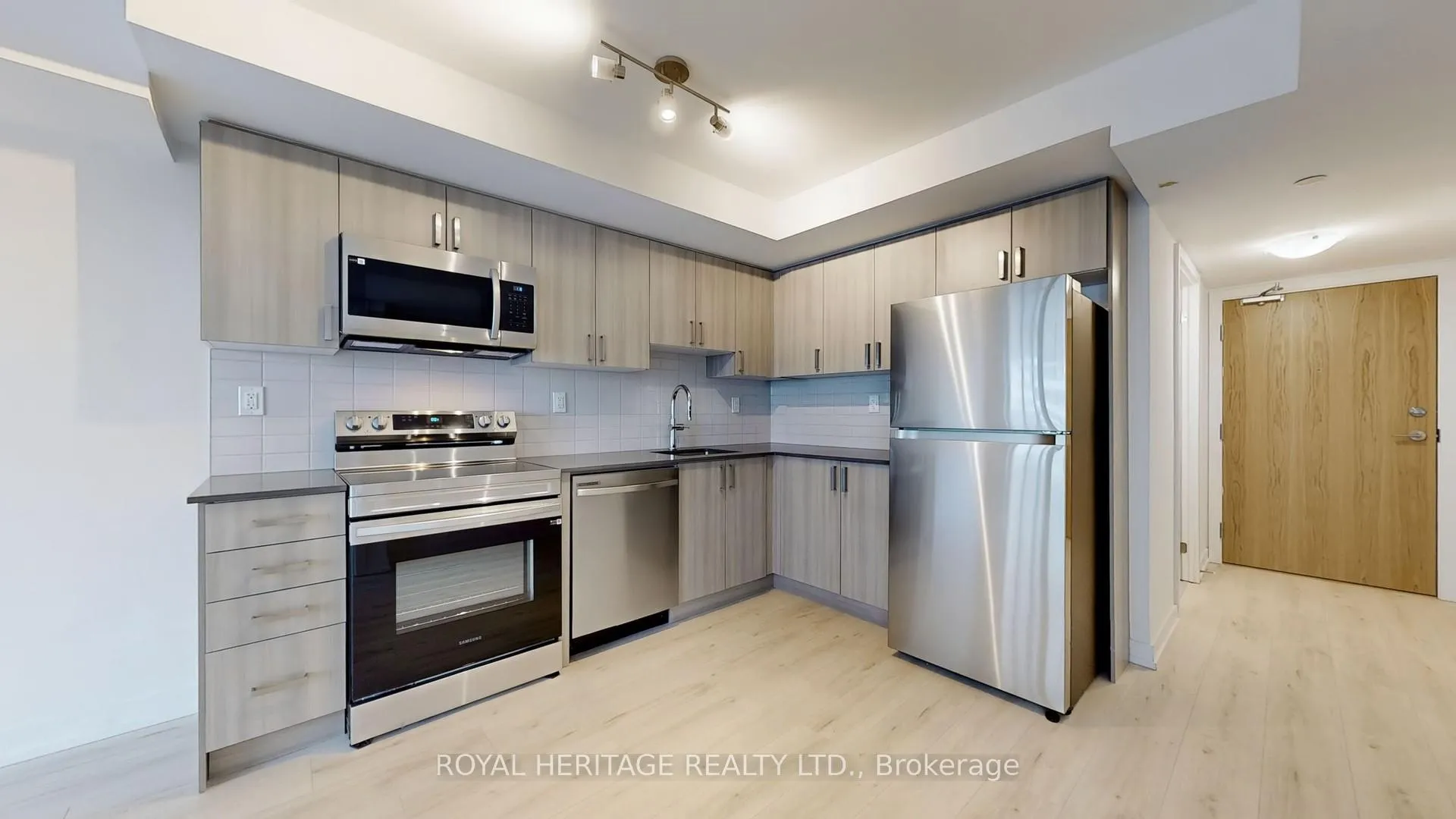 Photo 16 of Unit 1207, 1435 Celebration Drive, Pickering, Bay Ridges — HOMEH