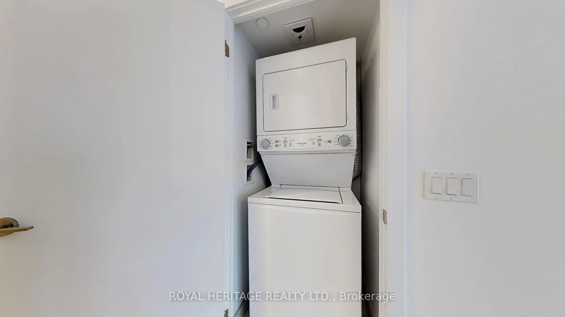 Photo 26 of Unit 1207, 1435 Celebration Drive, Pickering, Bay Ridges — HOMEH