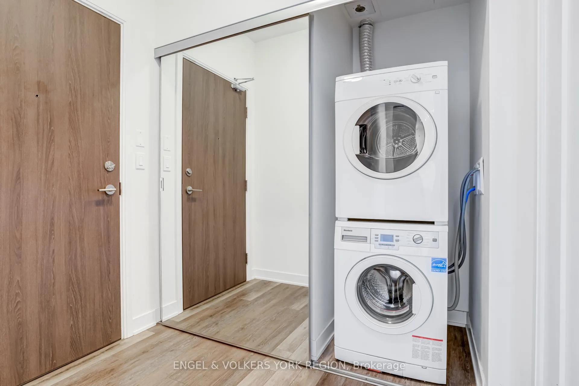 Photo 35 of Unit 1618, 27 Bathurst Street, Toronto, Waterfront Communities — HOMEH