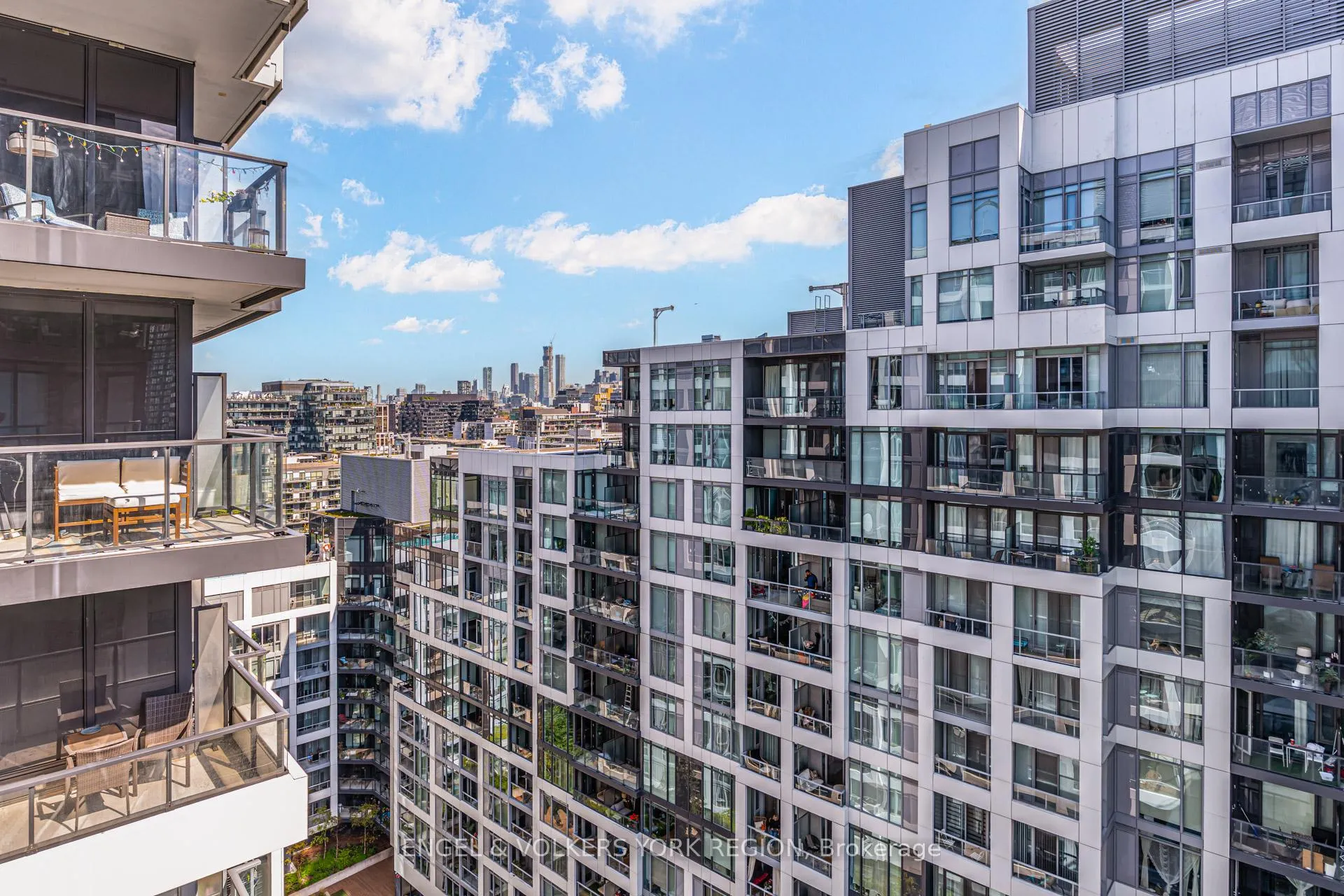 Photo 40 of Unit 1618, 27 Bathurst Street, Toronto, Waterfront Communities — HOMEH