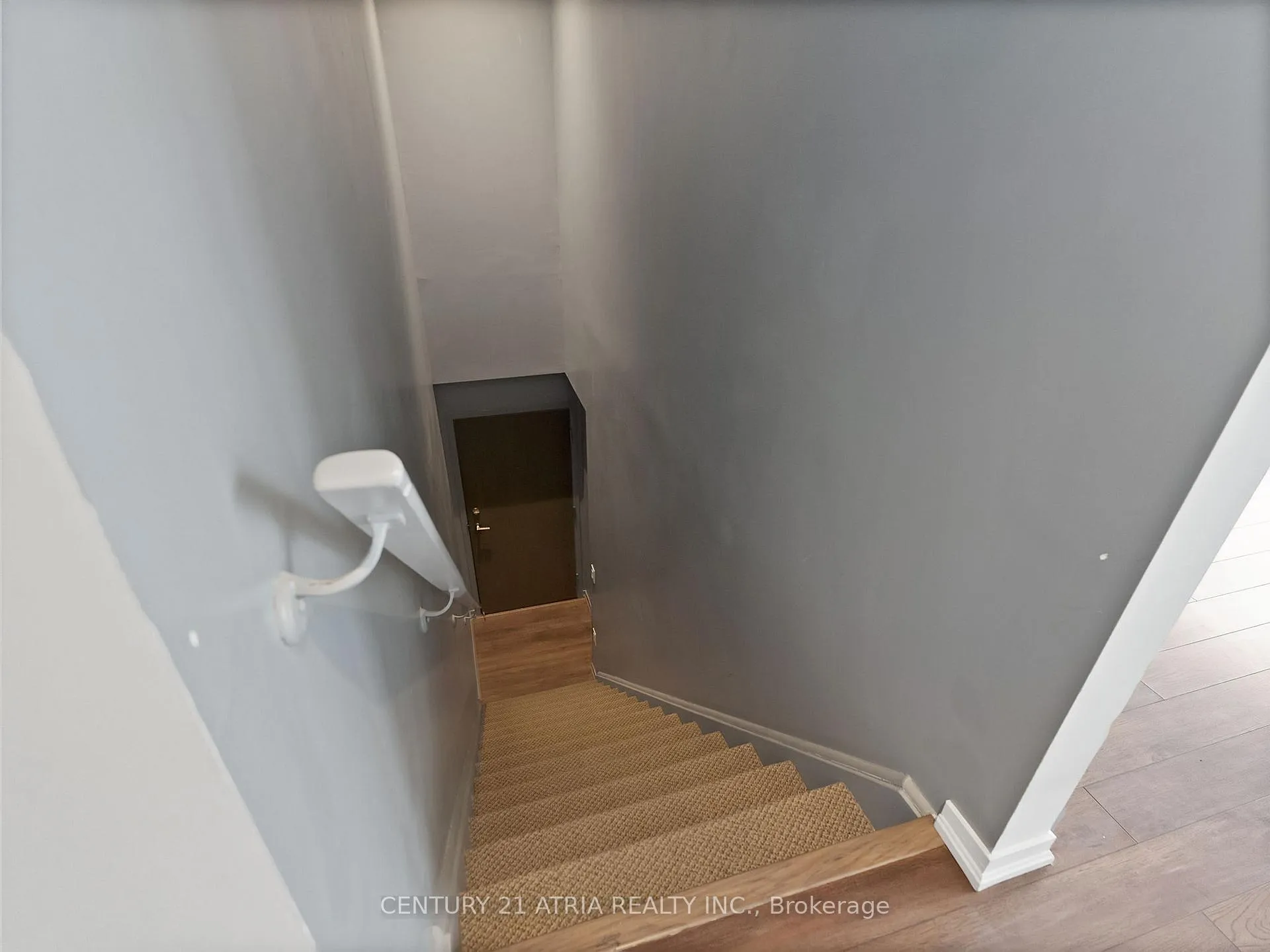 Photo 5 of 36 Lisgar Street, Toronto, Little Portugal — HOMEH