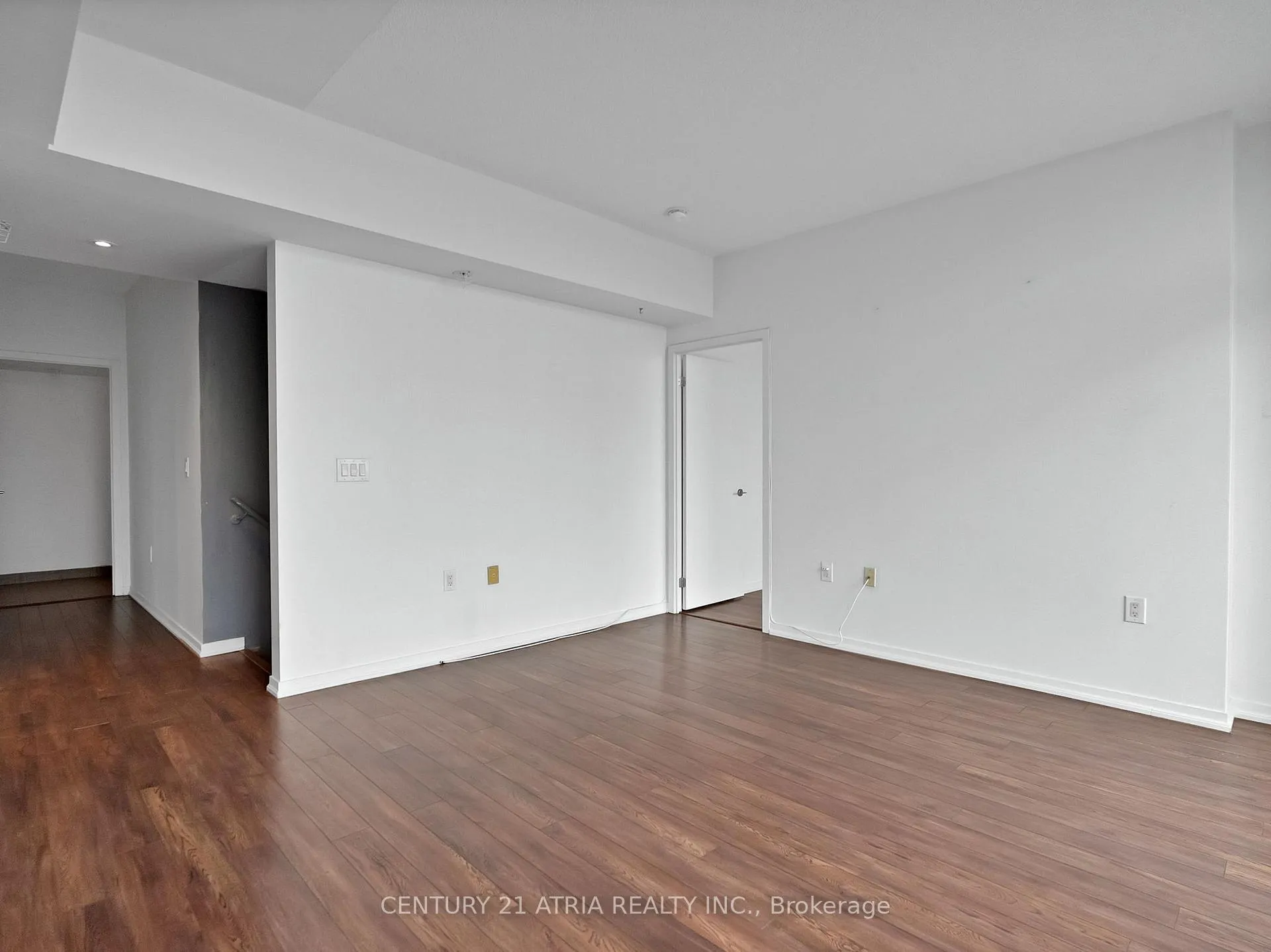 Photo 13 of 36 Lisgar Street, Toronto, Little Portugal — HOMEH
