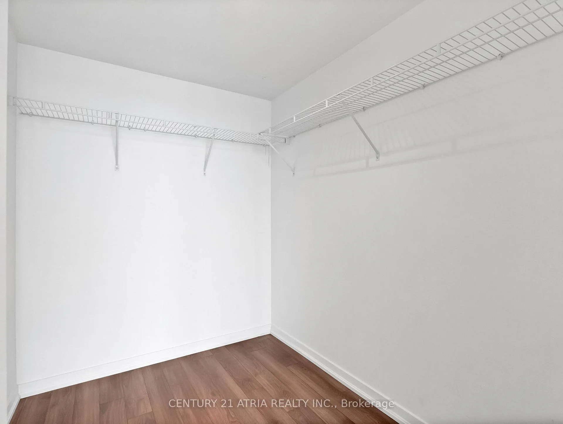 Photo 16 of 36 Lisgar Street, Toronto, Little Portugal — HOMEH