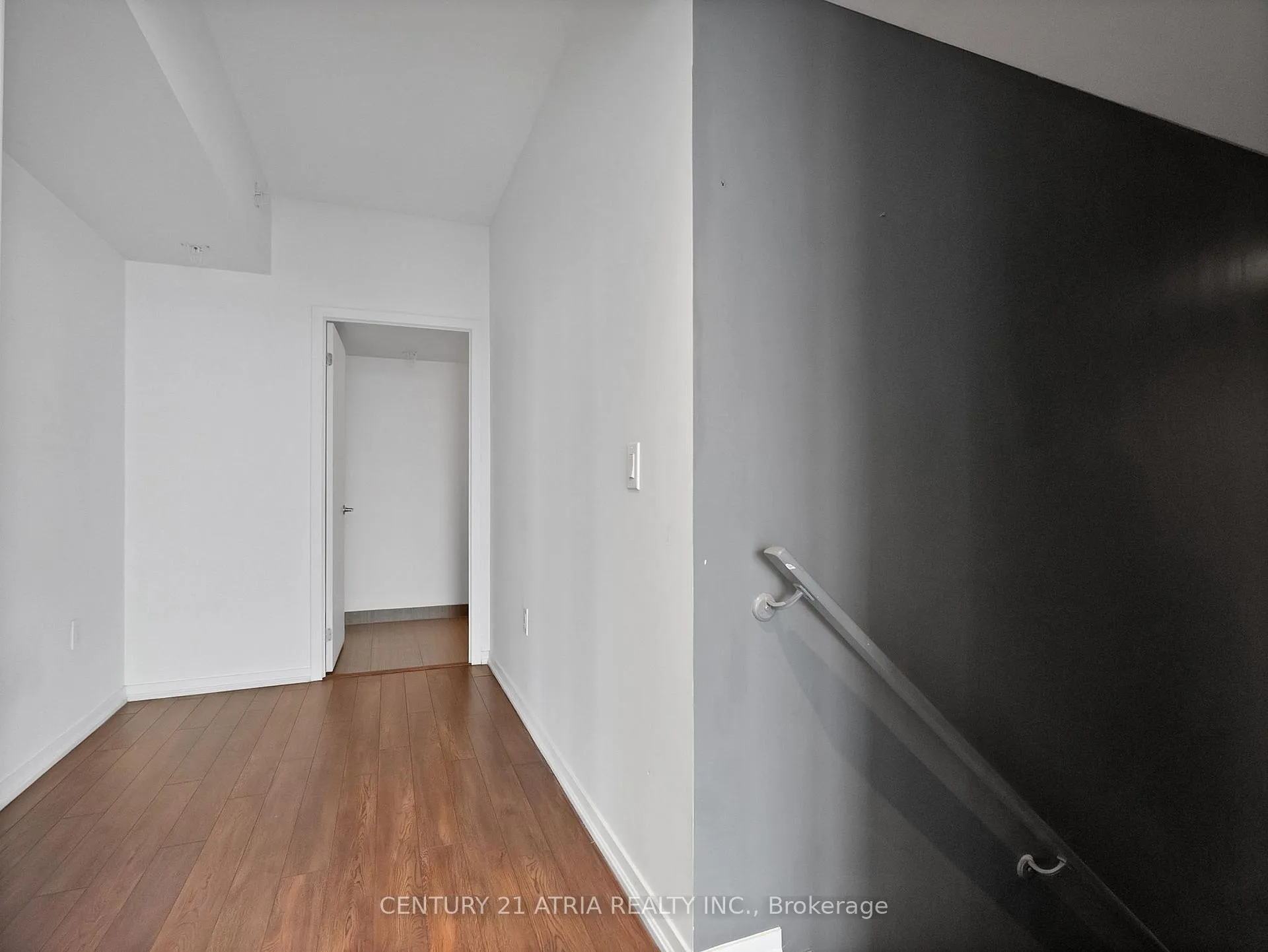 Photo 18 of 36 Lisgar Street, Toronto, Little Portugal — HOMEH