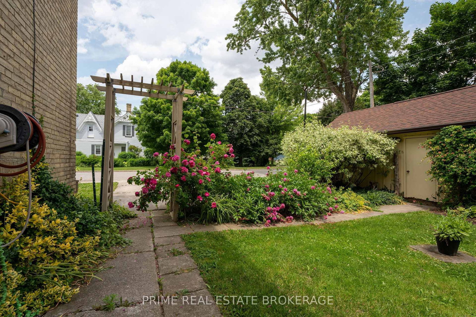 Photo 6 of 79 NELSON St, Bluewater, Hensall — HOMEH
