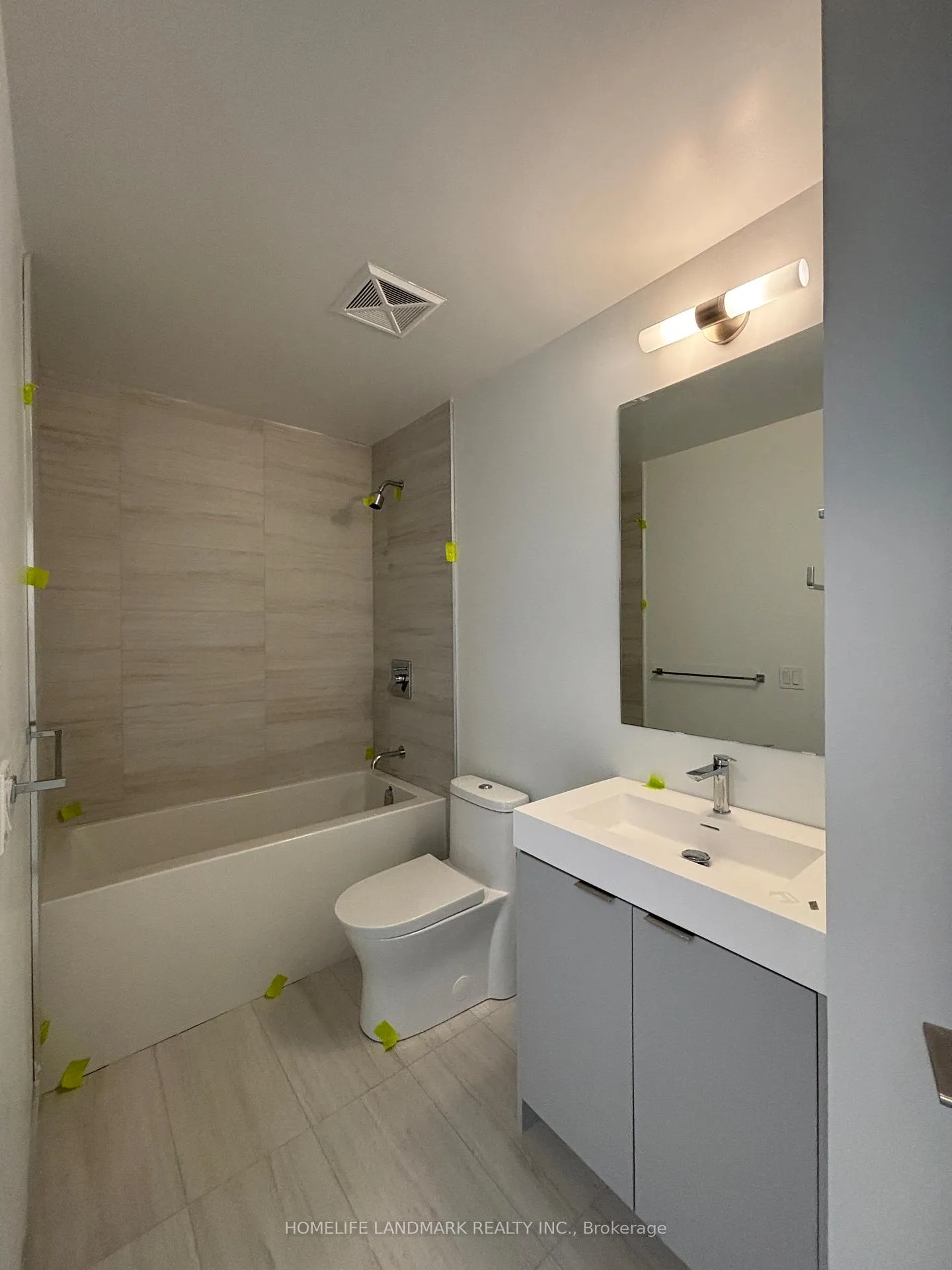 Photo 8 of Unit 2422, 498 Caldari Road, Vaughan, Concord — HOMEH
